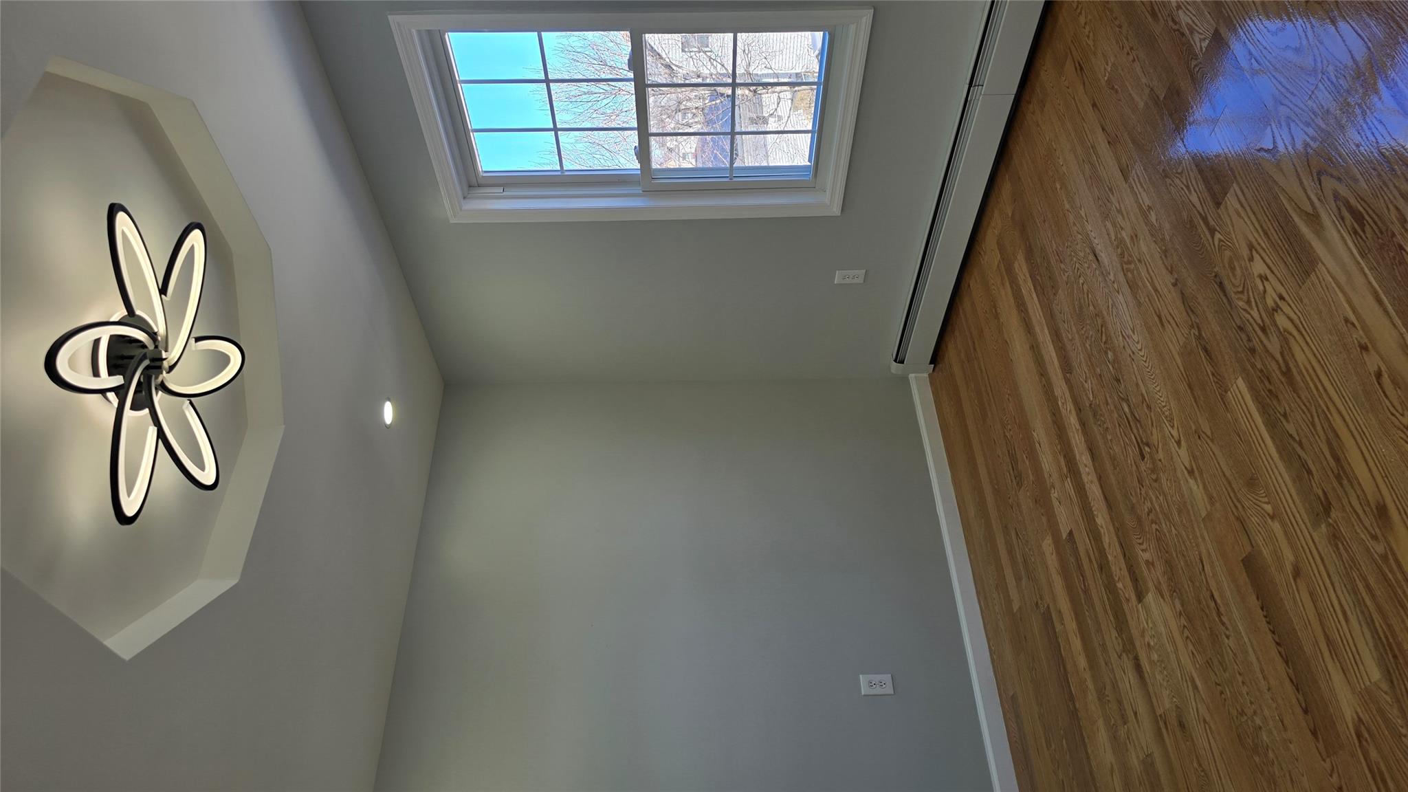 #9 photo, 105-13 171st Street, Jamaica , NY 11433