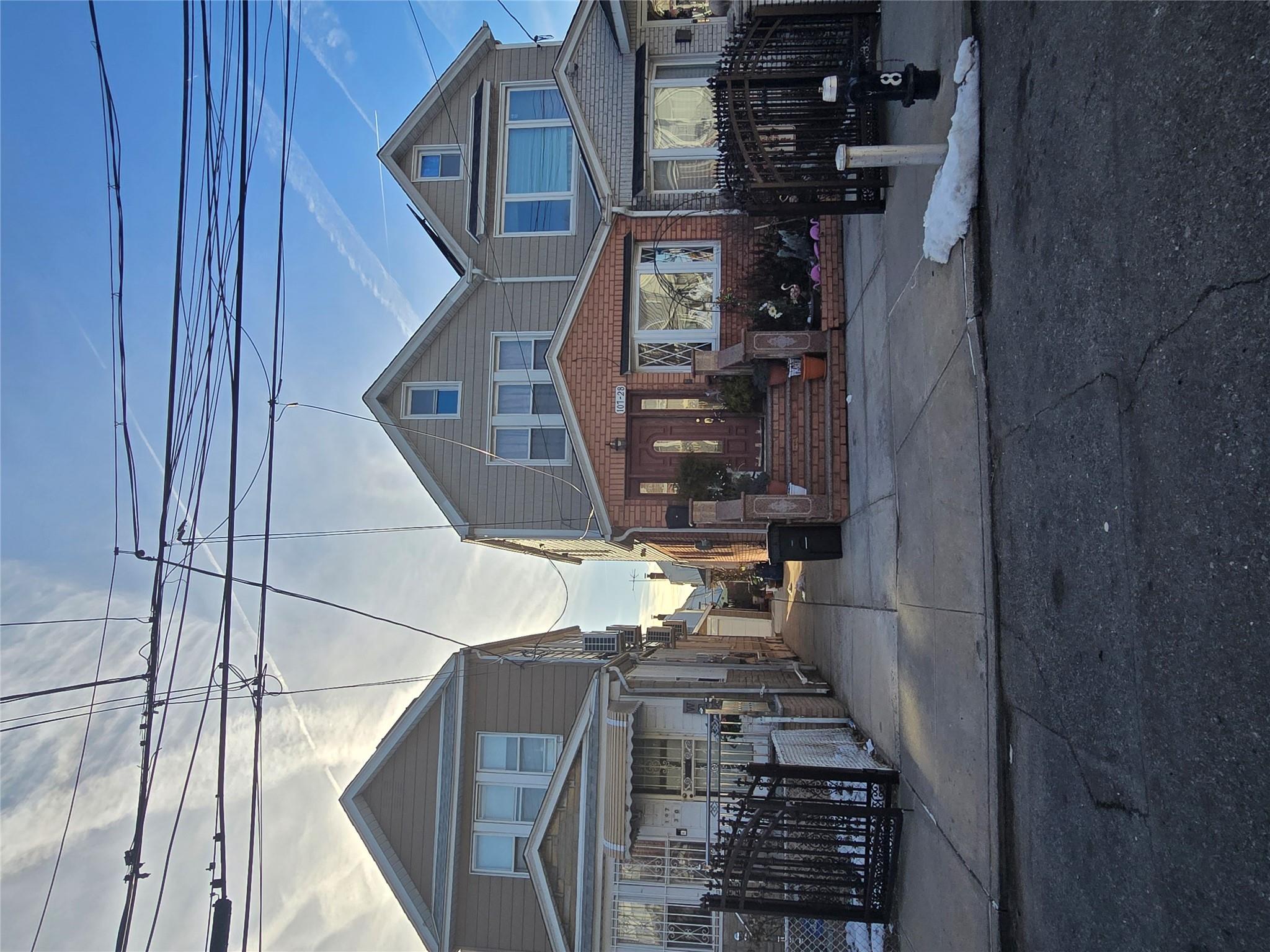#2 photo, 10728 125th Street, クイーンズ区 Richmond Hill , NY 11419