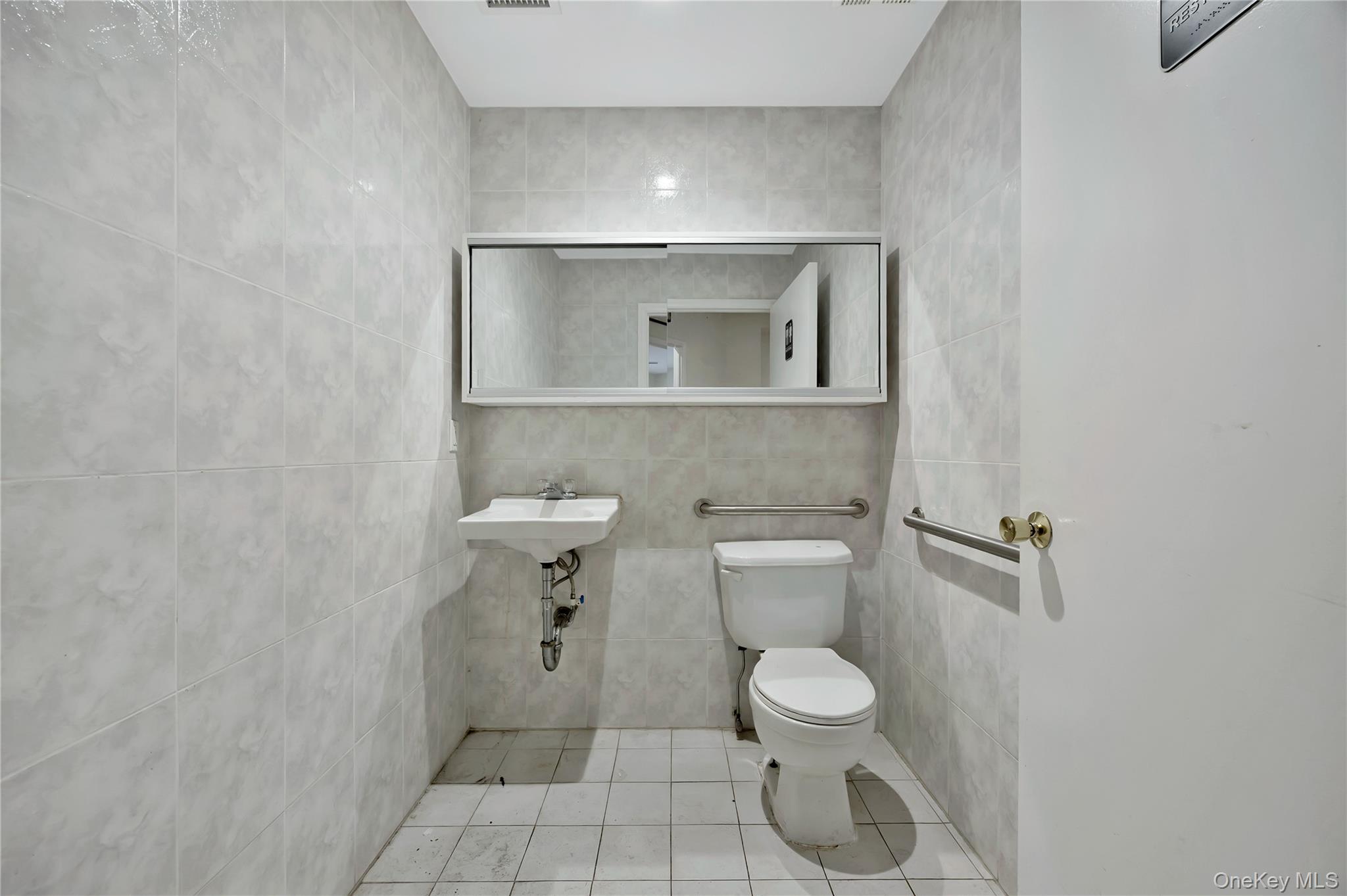 #20 photo, 143-11 Willets Point Boulevard, クイーンズ区 Whitestone , NY 11357