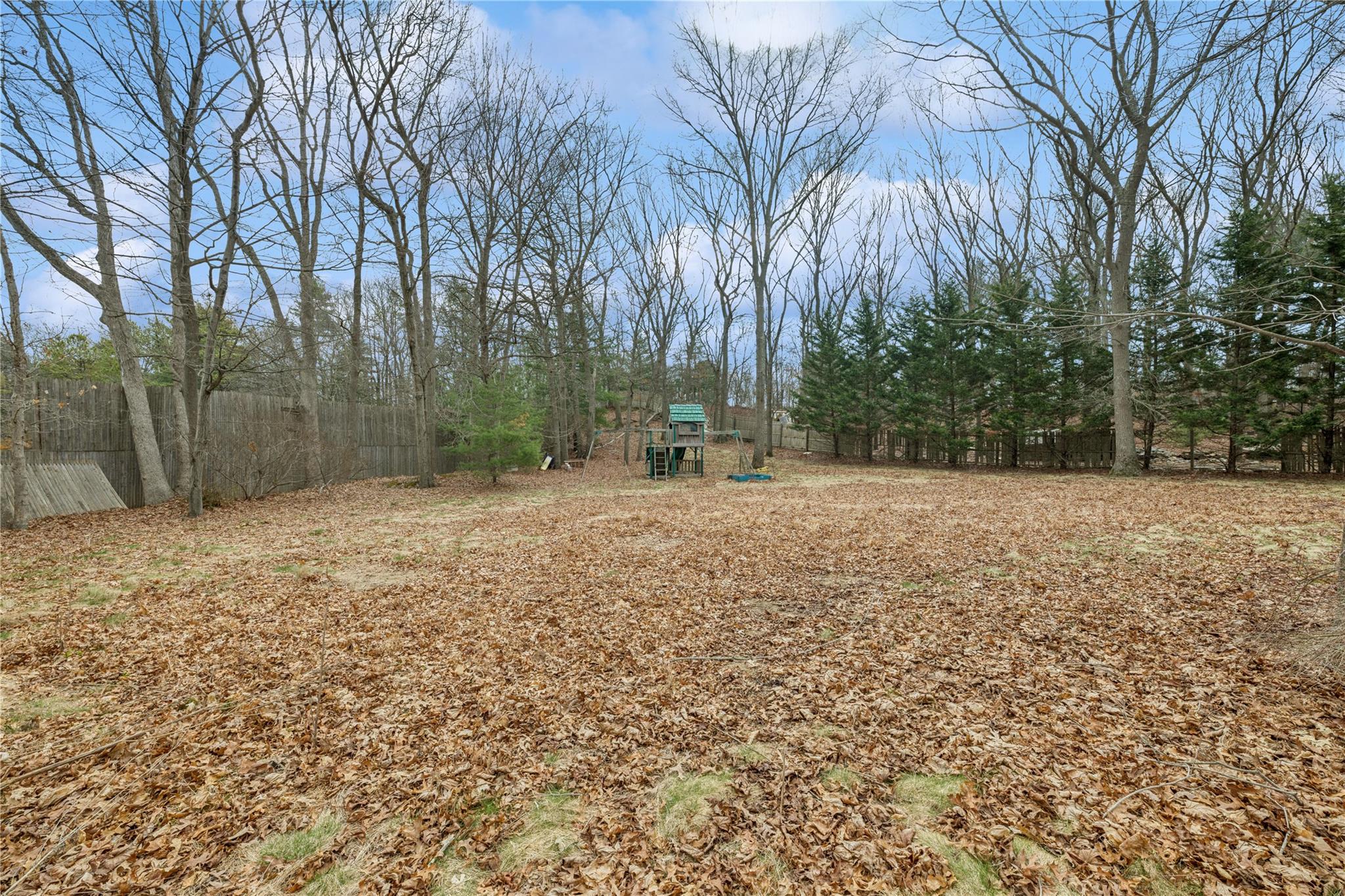 #2 photo, 9 Jeanine Court, Dix Hills , NY 11746