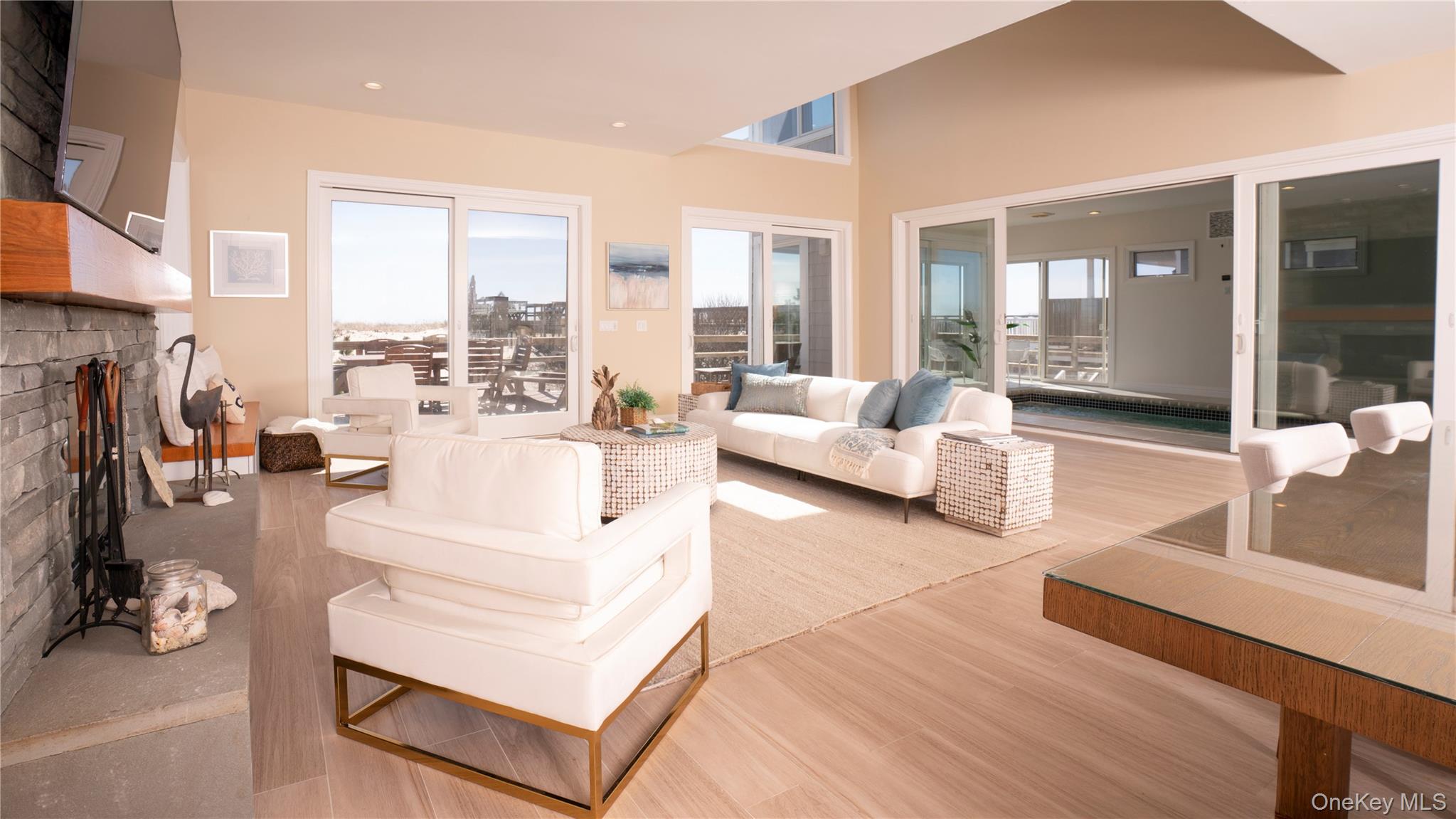 #12 photo, 825 Dune Road, サフォーク郡 Westhampton Beach , NY 11978