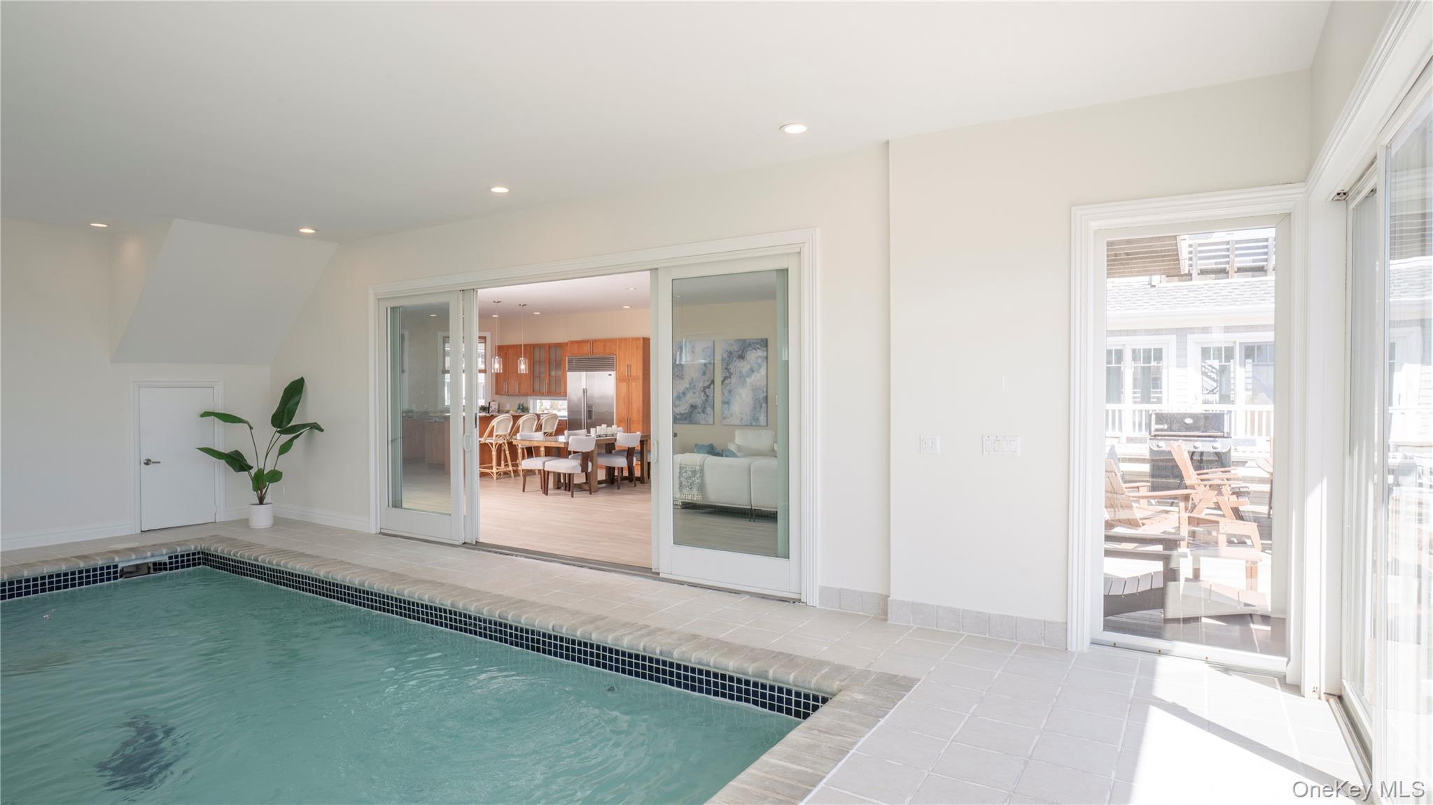 #13 photo, 825 Dune Road, サフォーク郡 Westhampton Beach , NY 11978