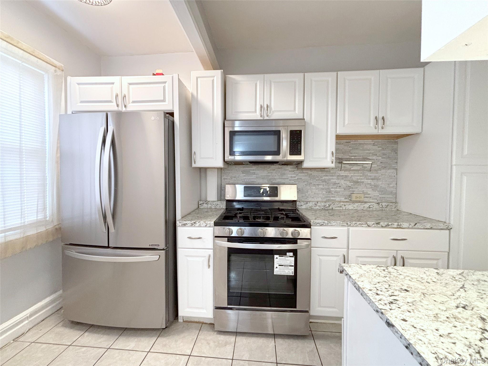 #4 photo, 3349 Bouck Avenue, Bronx , NY 10469