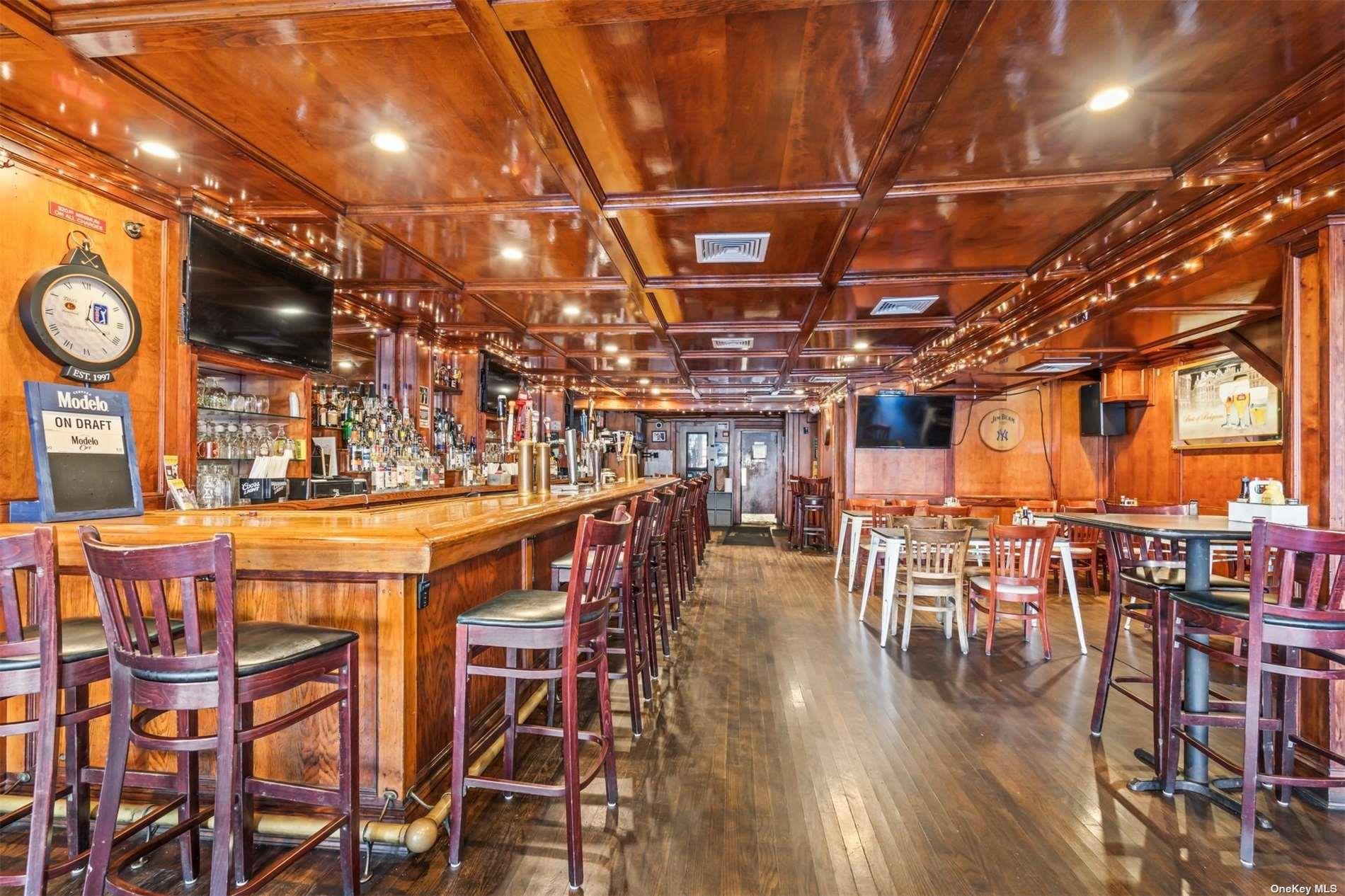 #12 photo, 8 Wall Street, 东长岛 亨廷顿 Huntington , NY 11743