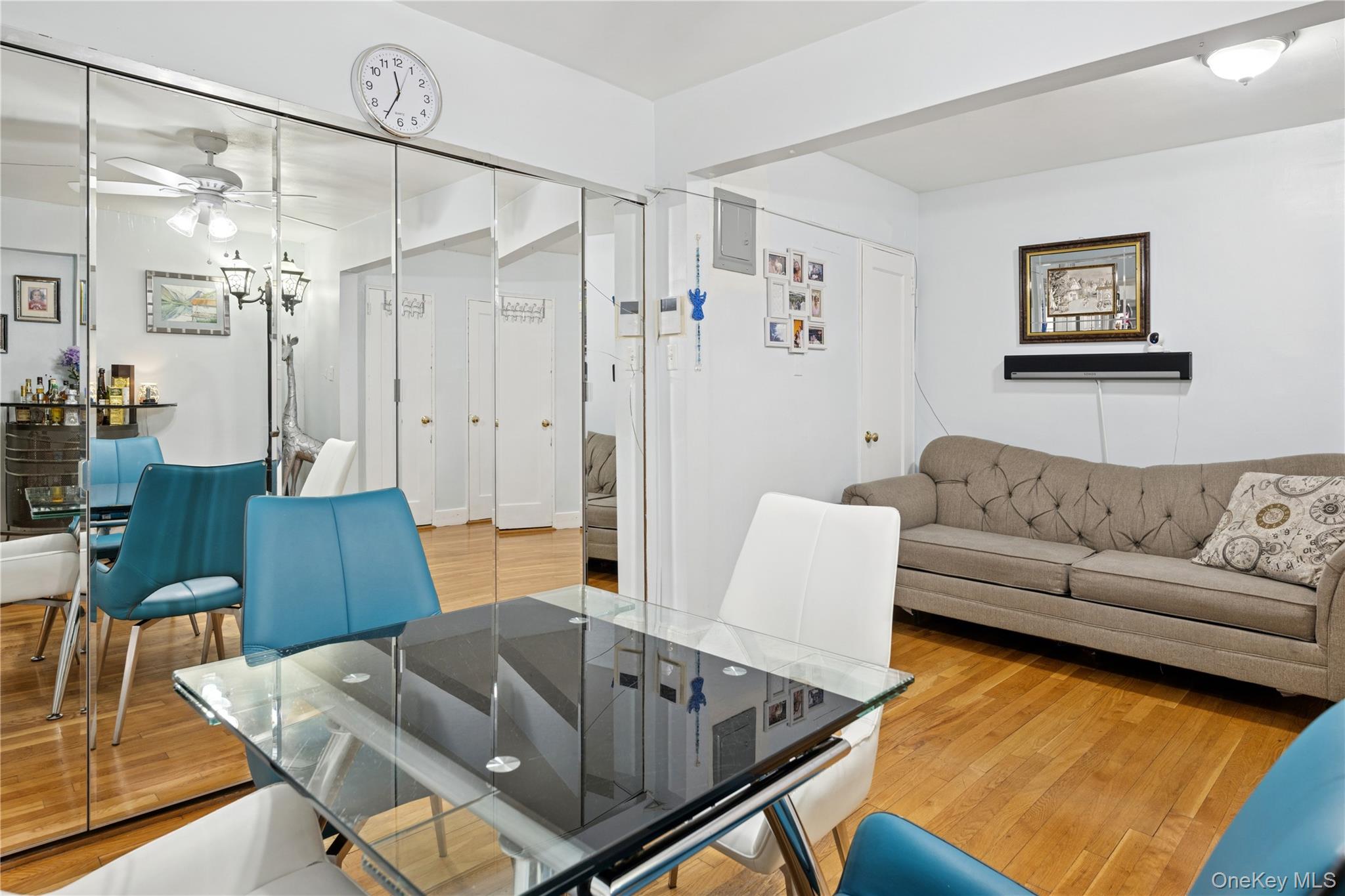 #4 photo, 140-35 Burden Crescent, クイーンズ区 Briarwood , NY 11435