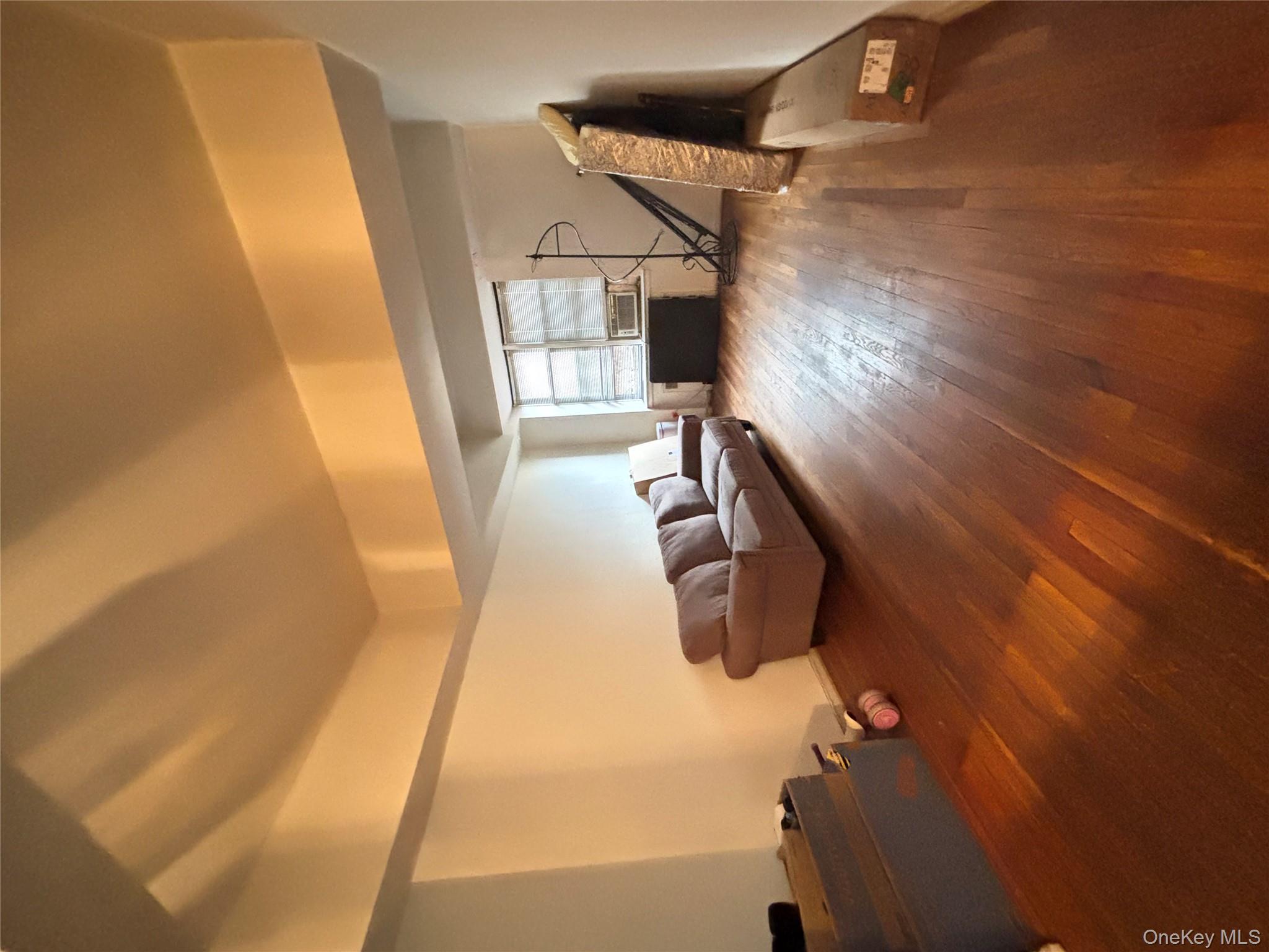 #11 photo, 740 E 232 Street, ブロンクス区 Bronx , NY 10466