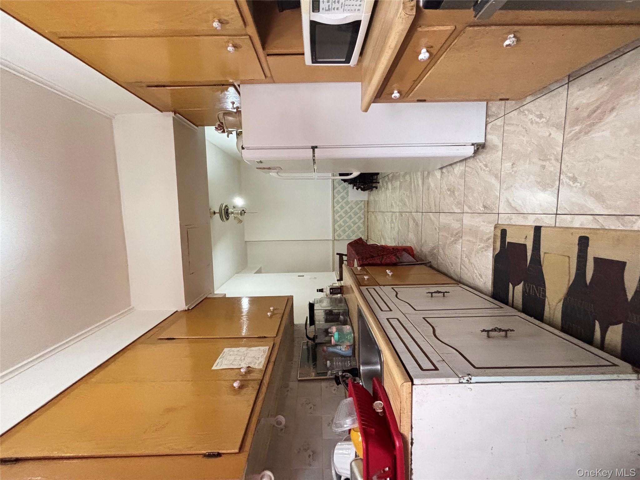 #18 photo, 740 E 232 Street, ブロンクス区 Bronx , NY 10466