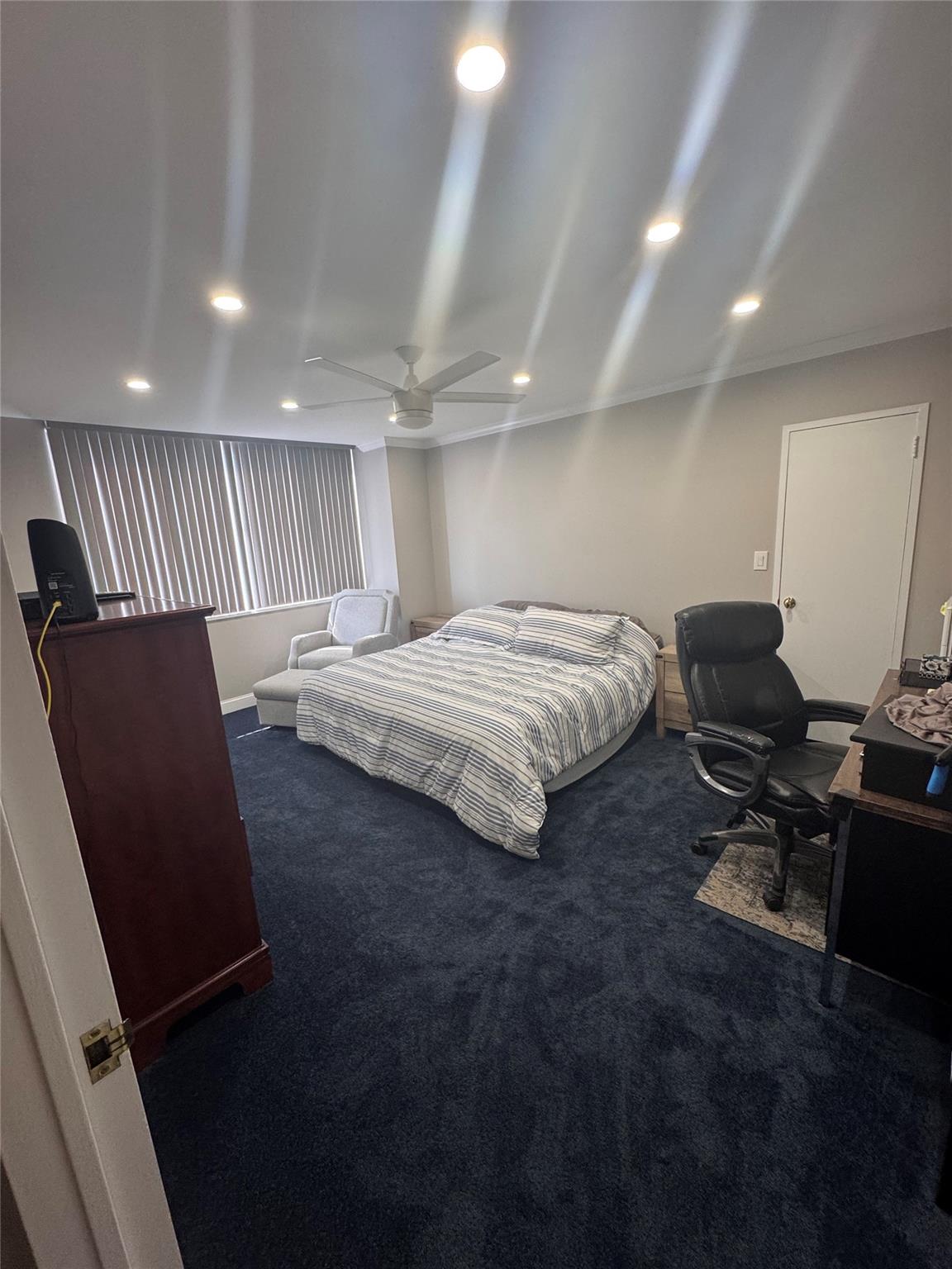 #4 photo, 269-10 GRAND CENTRAL PARKWAY, クイーンズ区 Floral Park , NY 11005