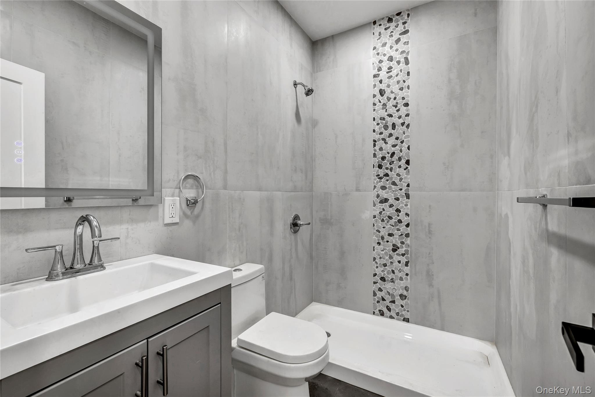 #5 photo, 29 Sterling Place, Hempstead , NY 11550