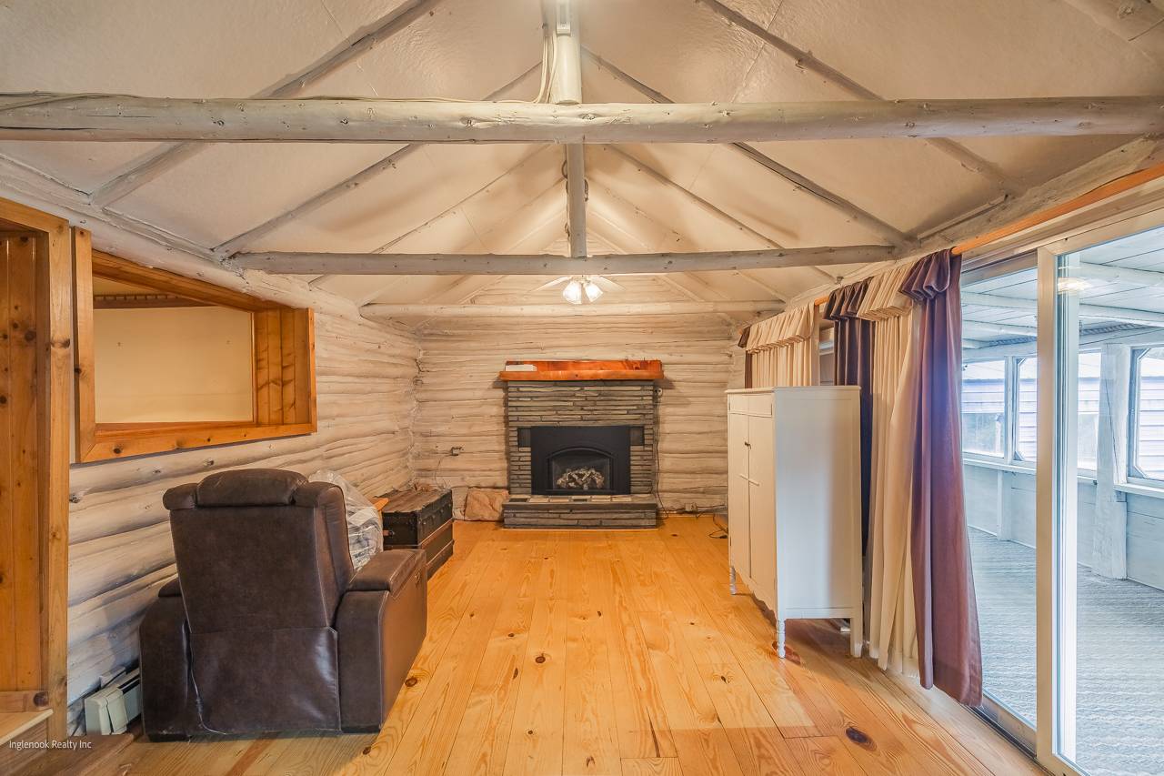 #16 photo, 1609 N SHORE, Hadley , NY 12835