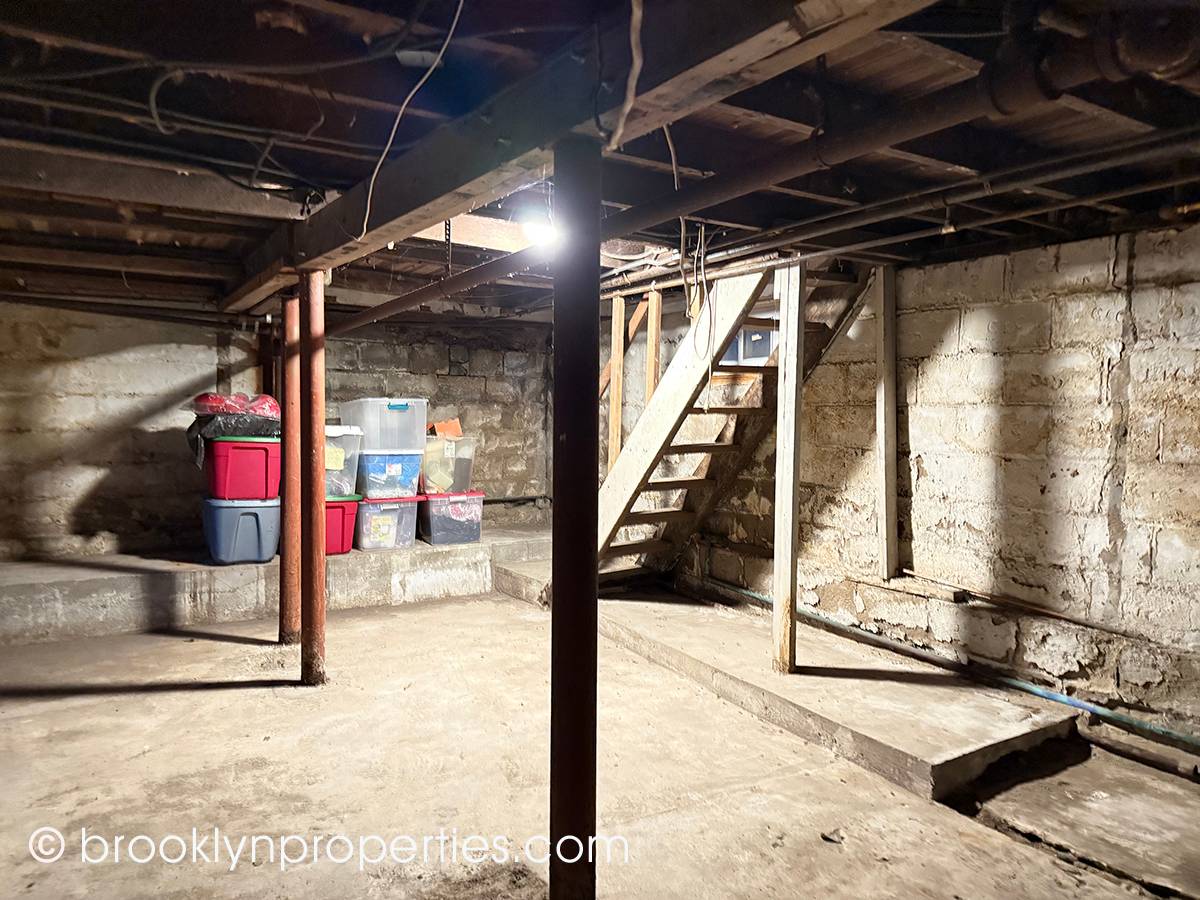 #20 photo, 2906 Voorhies Avenue, ブルックリン区 Sheepshead Bay , NY 11235