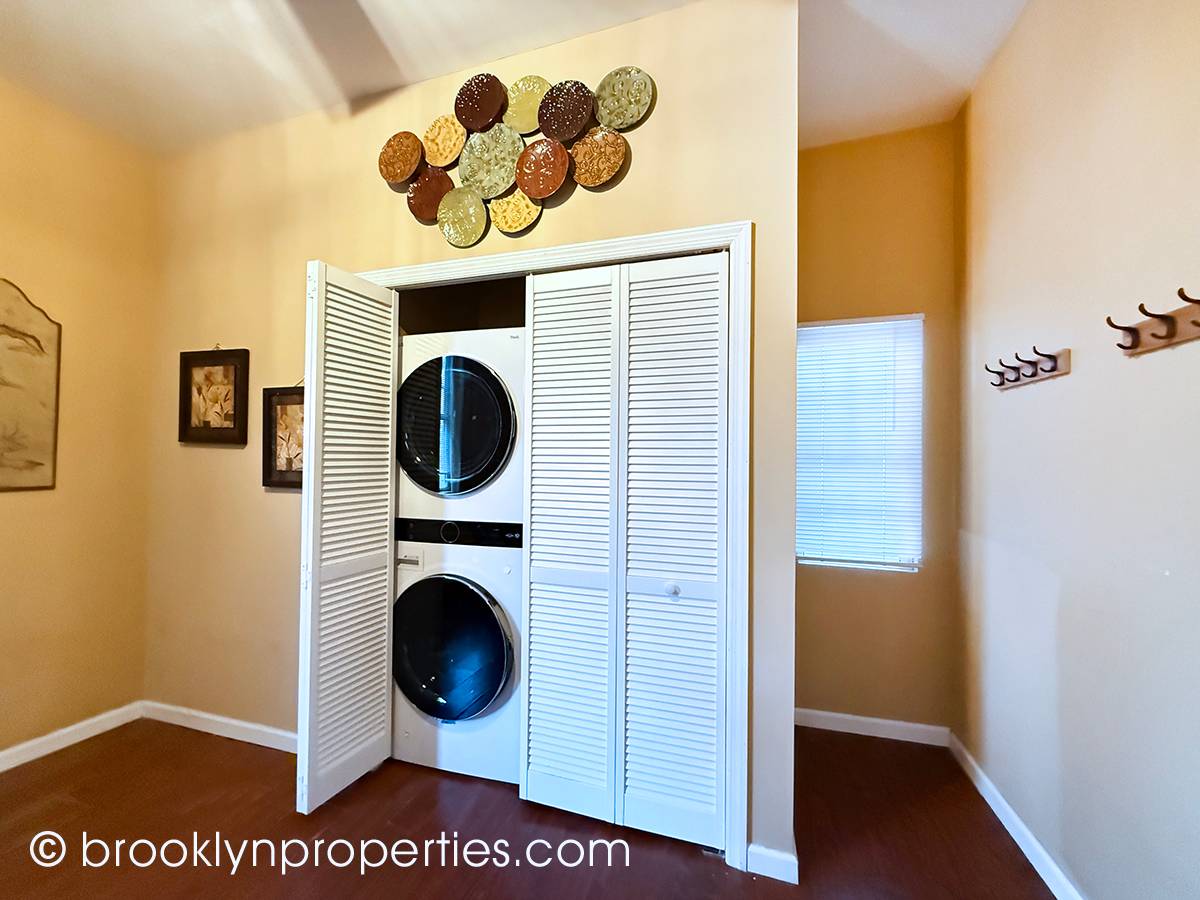 #8 photo, 2906 Voorhies Avenue, ブルックリン区 Sheepshead Bay , NY 11235