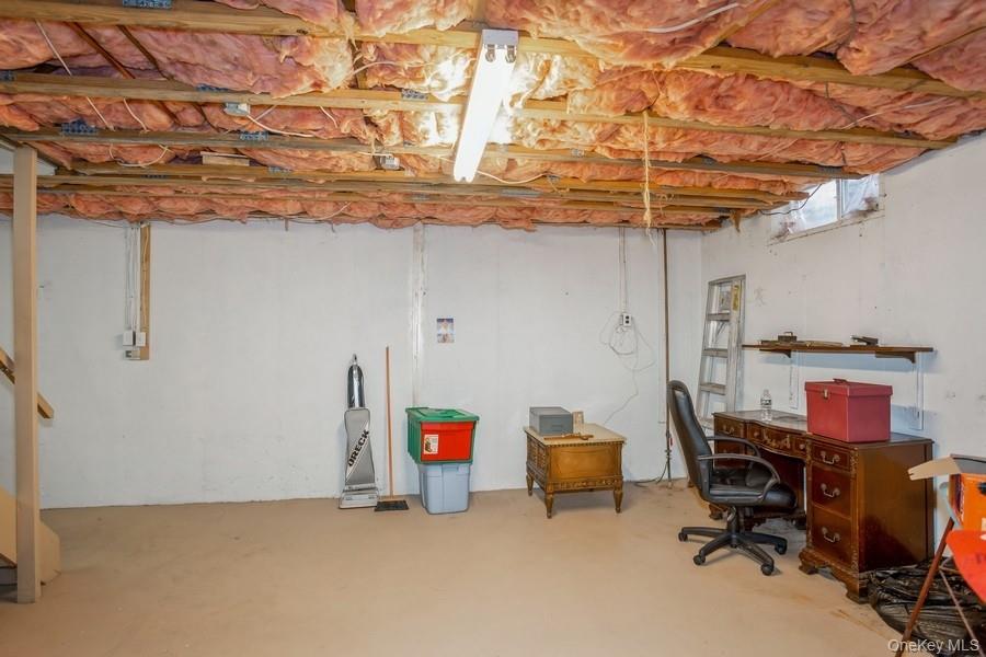 #15 photo, 36 Theodore Drive, サフォーク郡 Coram , NY 11727