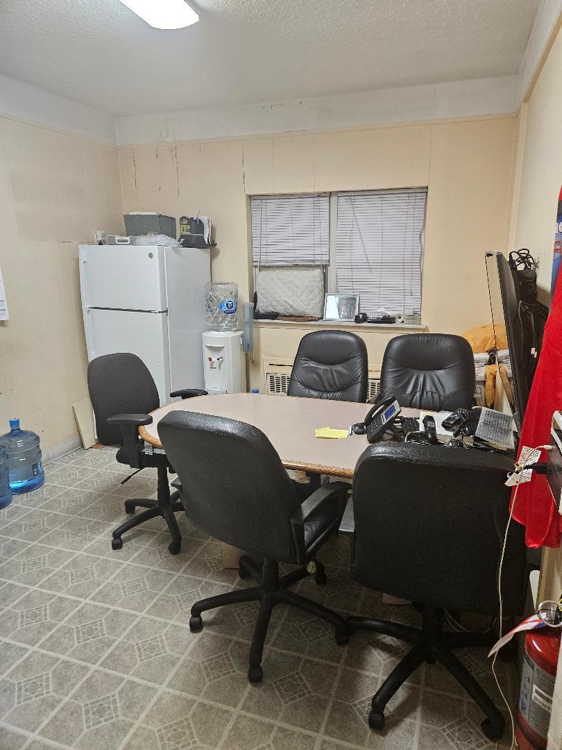 #10 photo, 9216 Astoria Boulevard, クイーンズ区 East Elmhurst , NY 11369