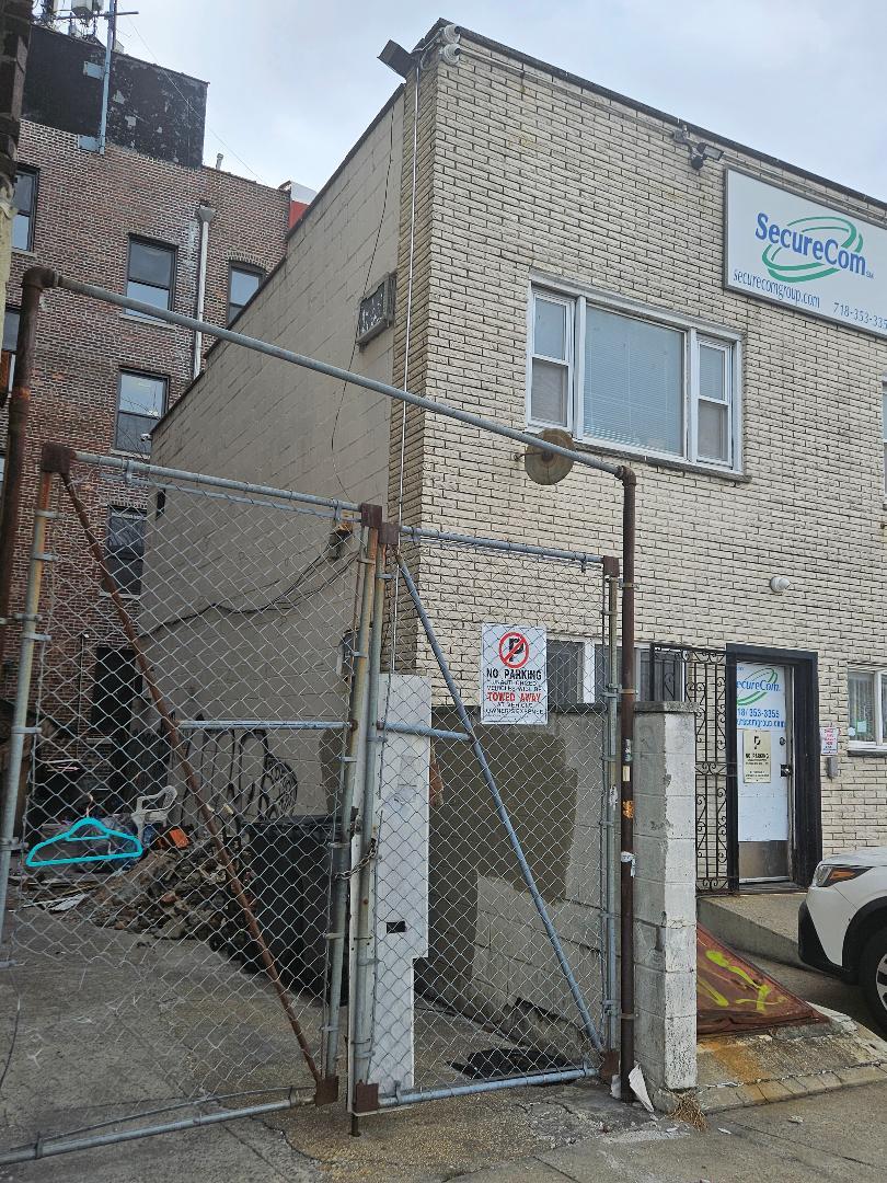 #4 photo, 9216 Astoria Boulevard, クイーンズ区 East Elmhurst , NY 11369