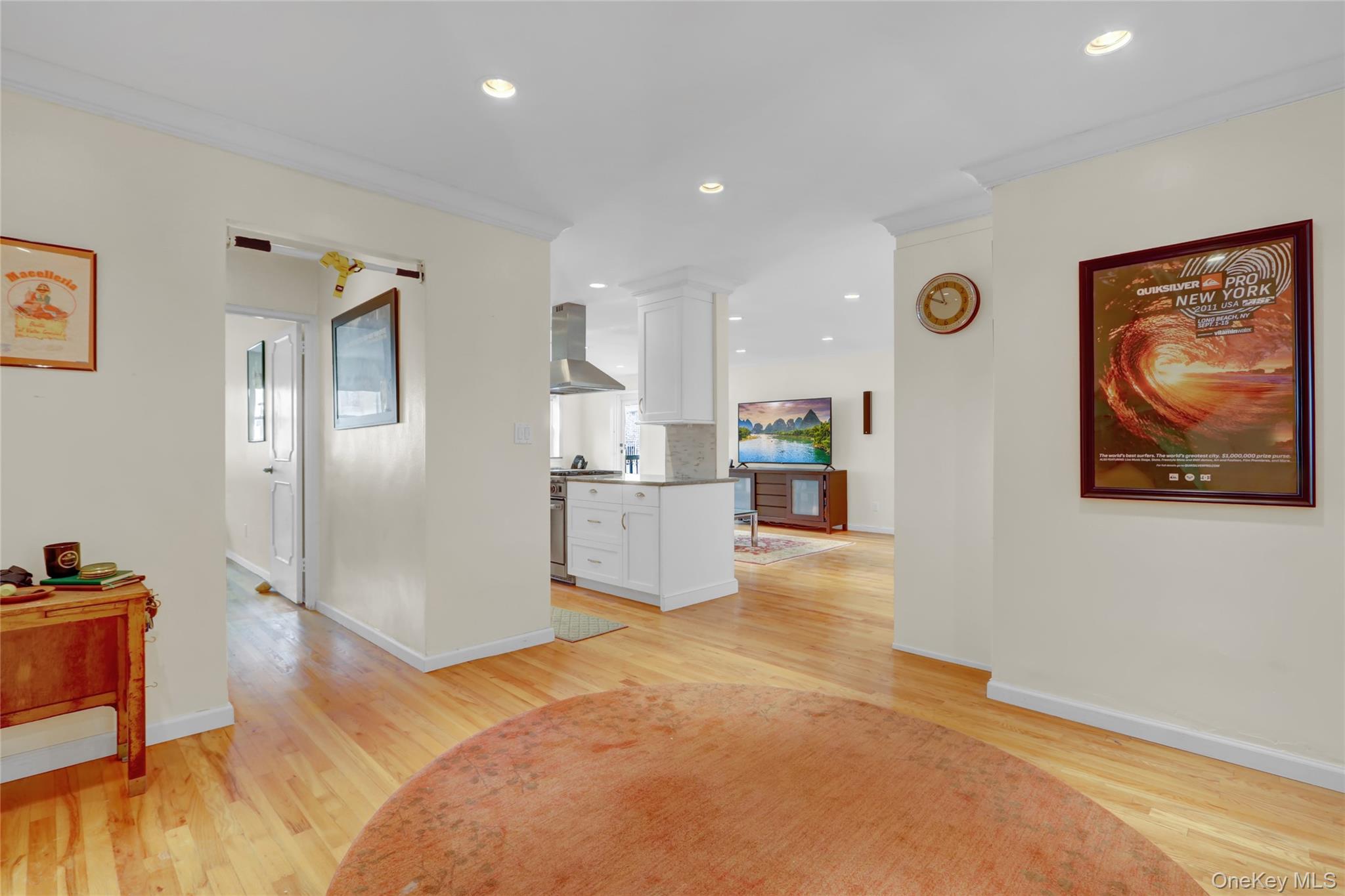 #2 photo, 750 Shore Road, ナッソー郡 Long Beach , NY 11561