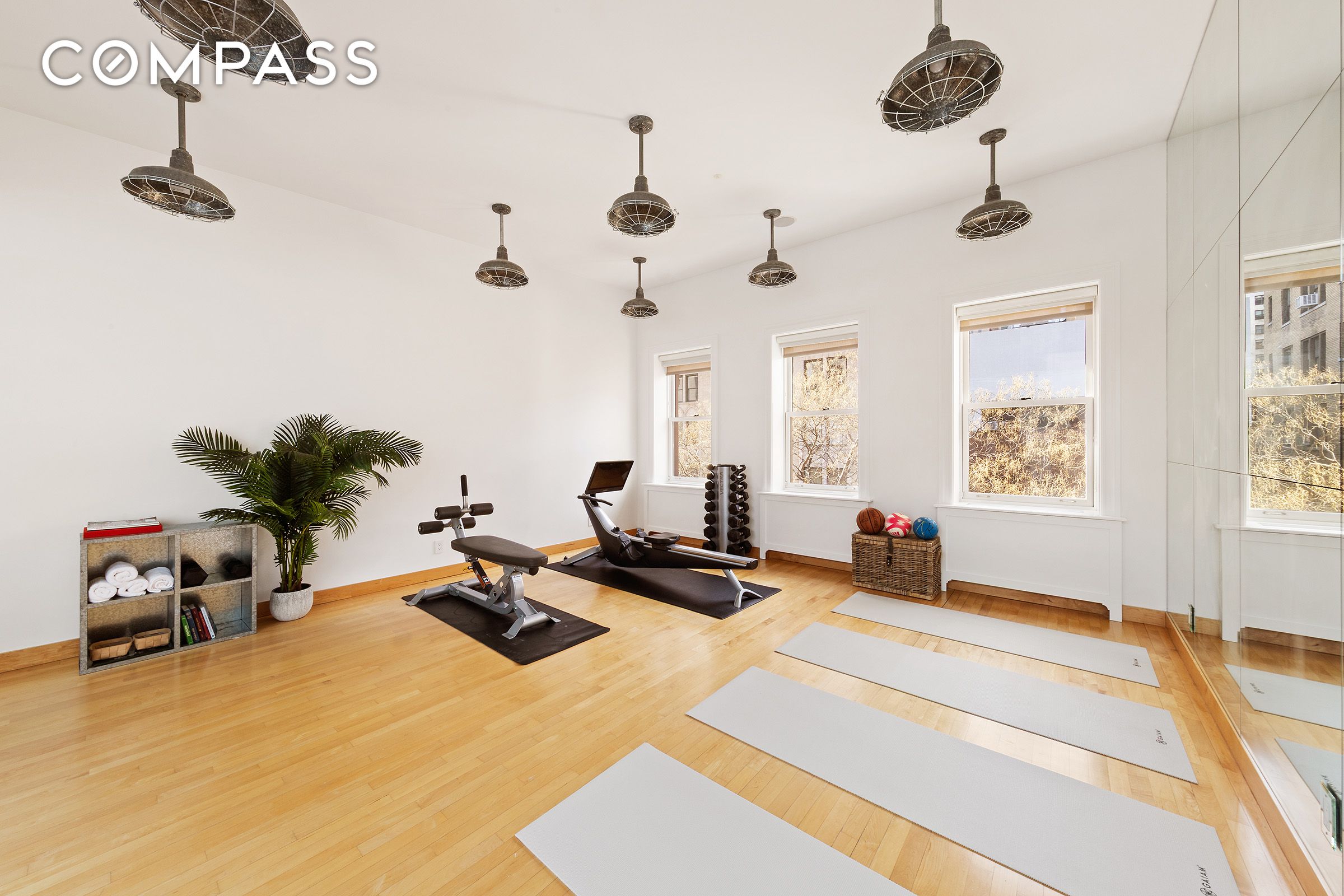 #17 photo, 9 W 84th Street, マンハッタン Upper West Side , NY 10024