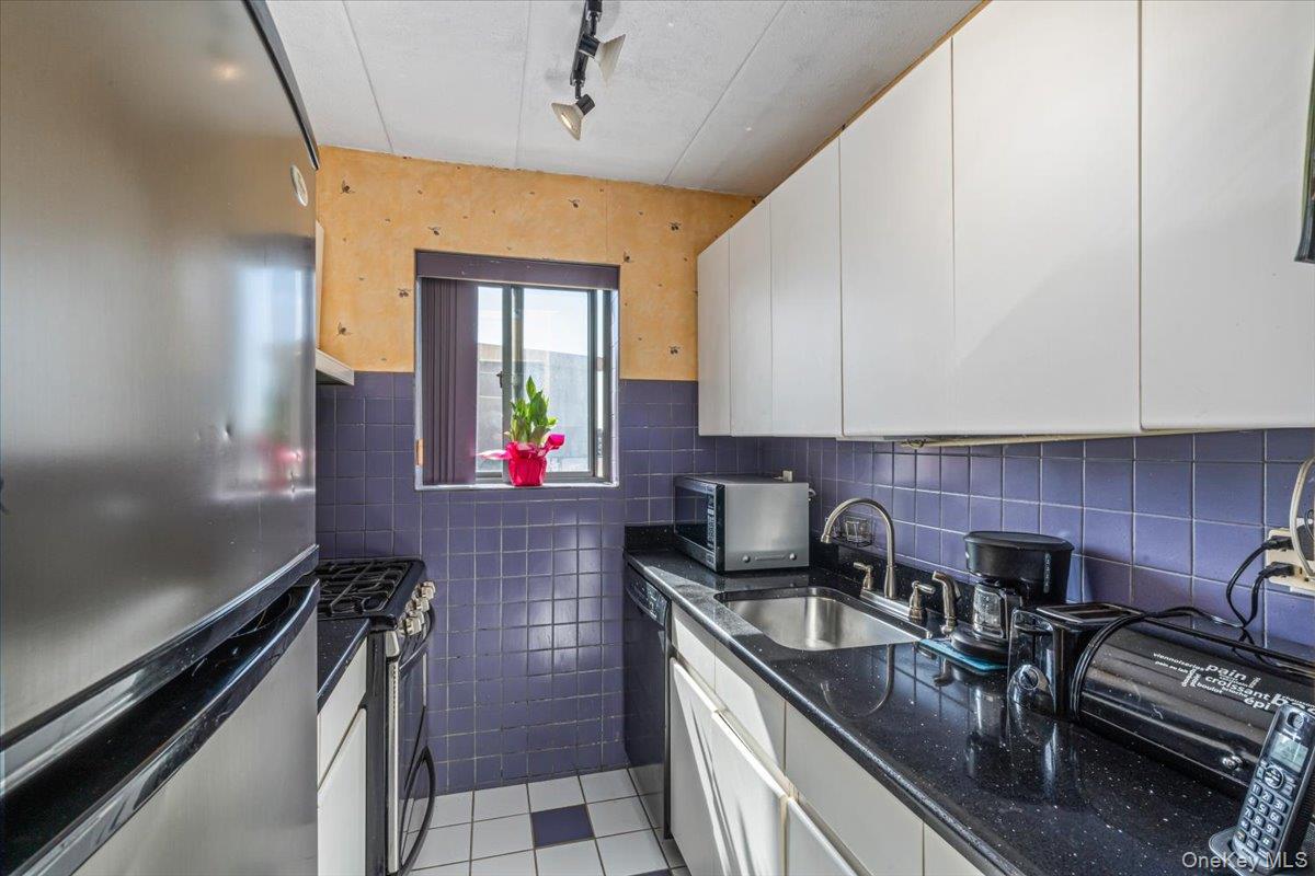 #11 photo, 97-12 63rd Drive, クイーンズ区 Rego Park , NY 11374