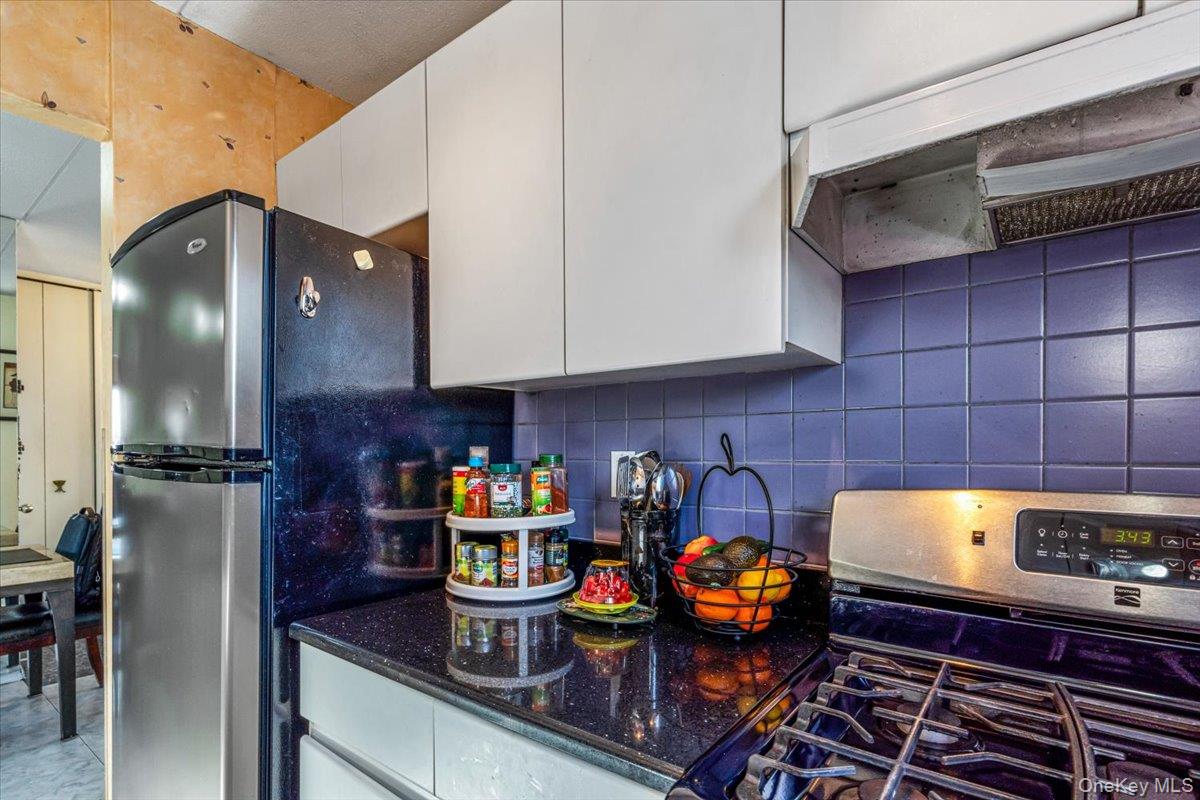 #12 photo, 97-12 63rd Drive, クイーンズ区 Rego Park , NY 11374