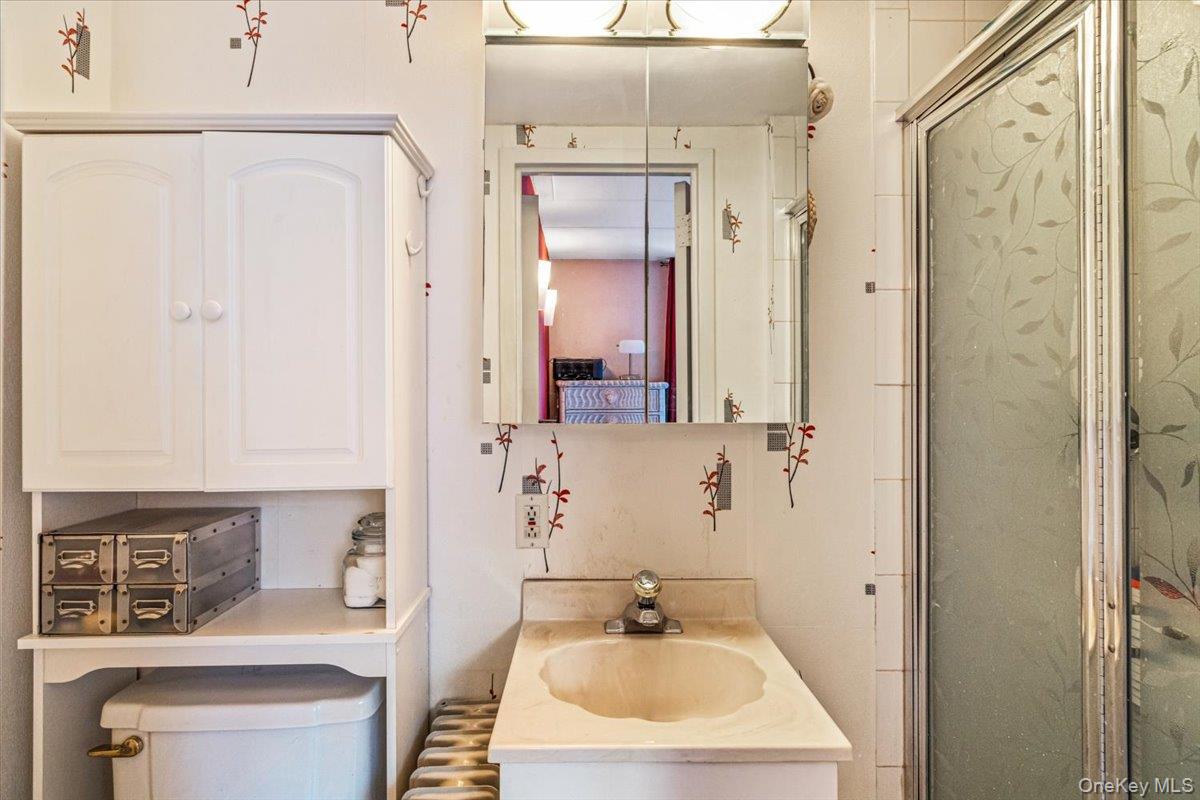 #14 photo, 97-12 63rd Drive, クイーンズ区 Rego Park , NY 11374