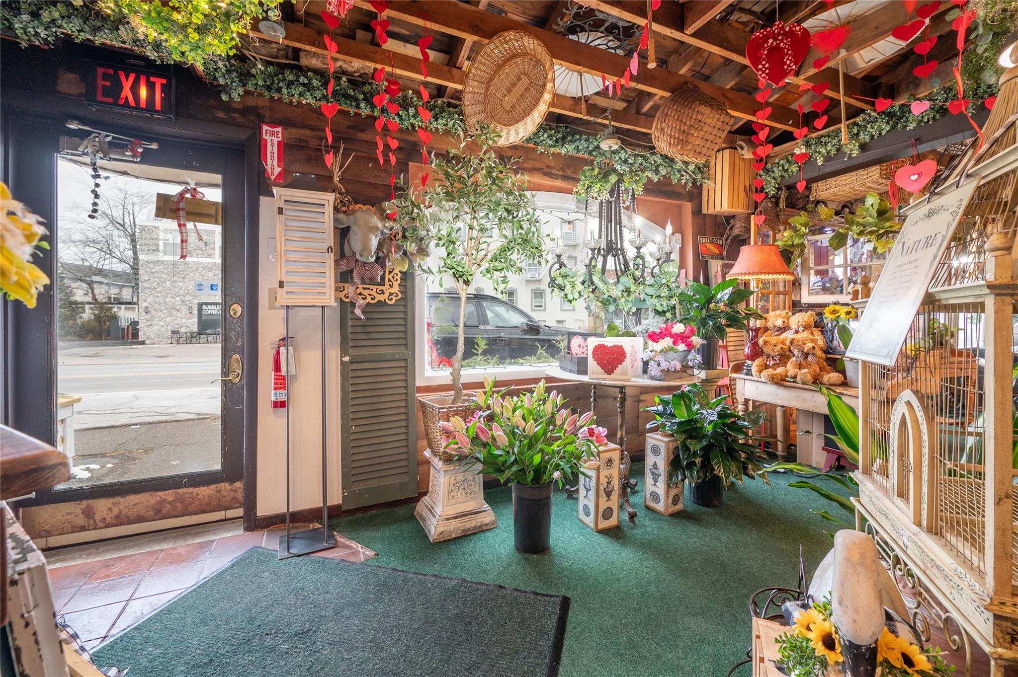 #12 photo, 603 Route 6, 紐約州 Mahopac , NY 10541