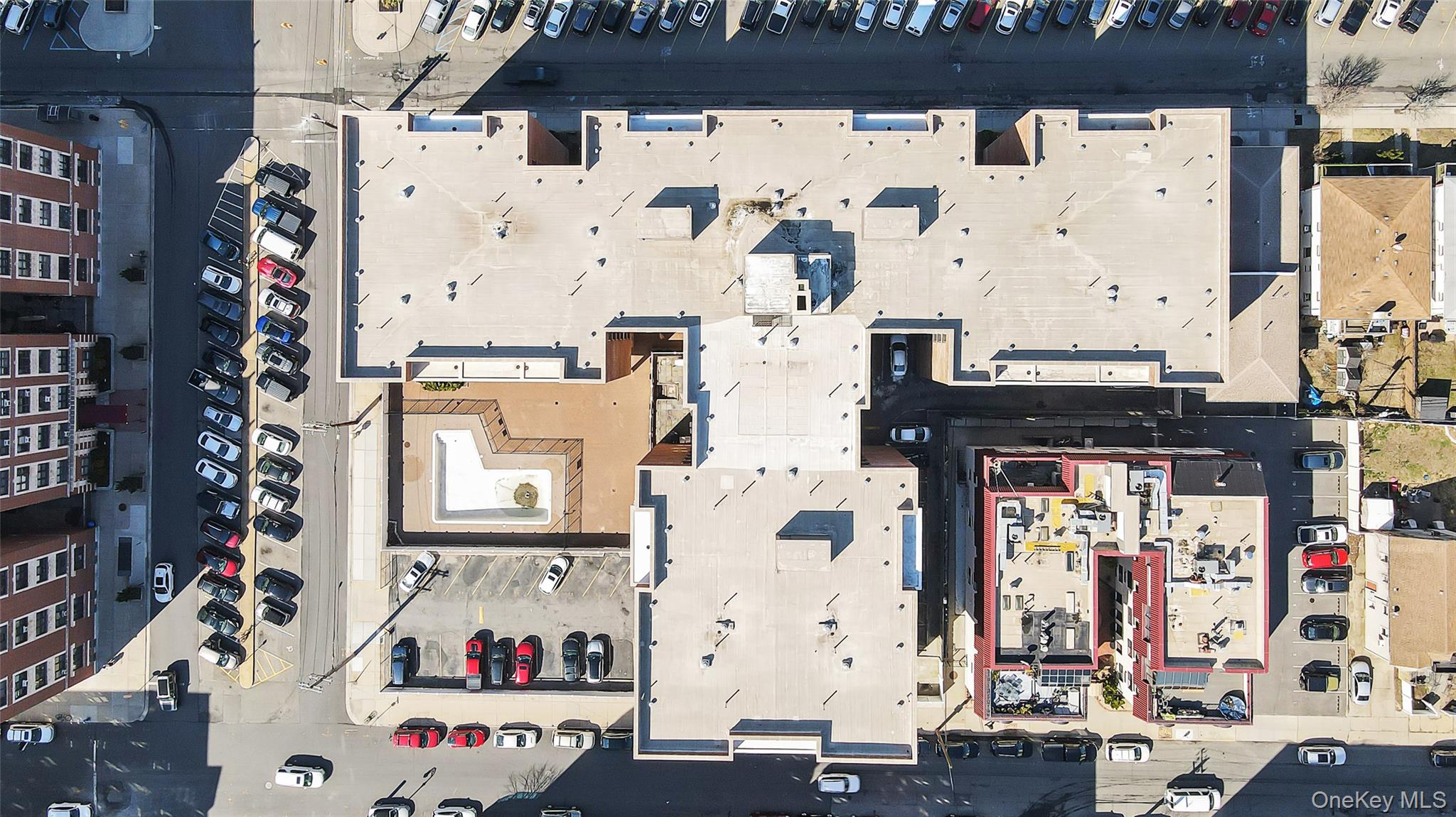 #16 photo, 410 E Broadway, ナッソー郡 Long Beach , NY 11561