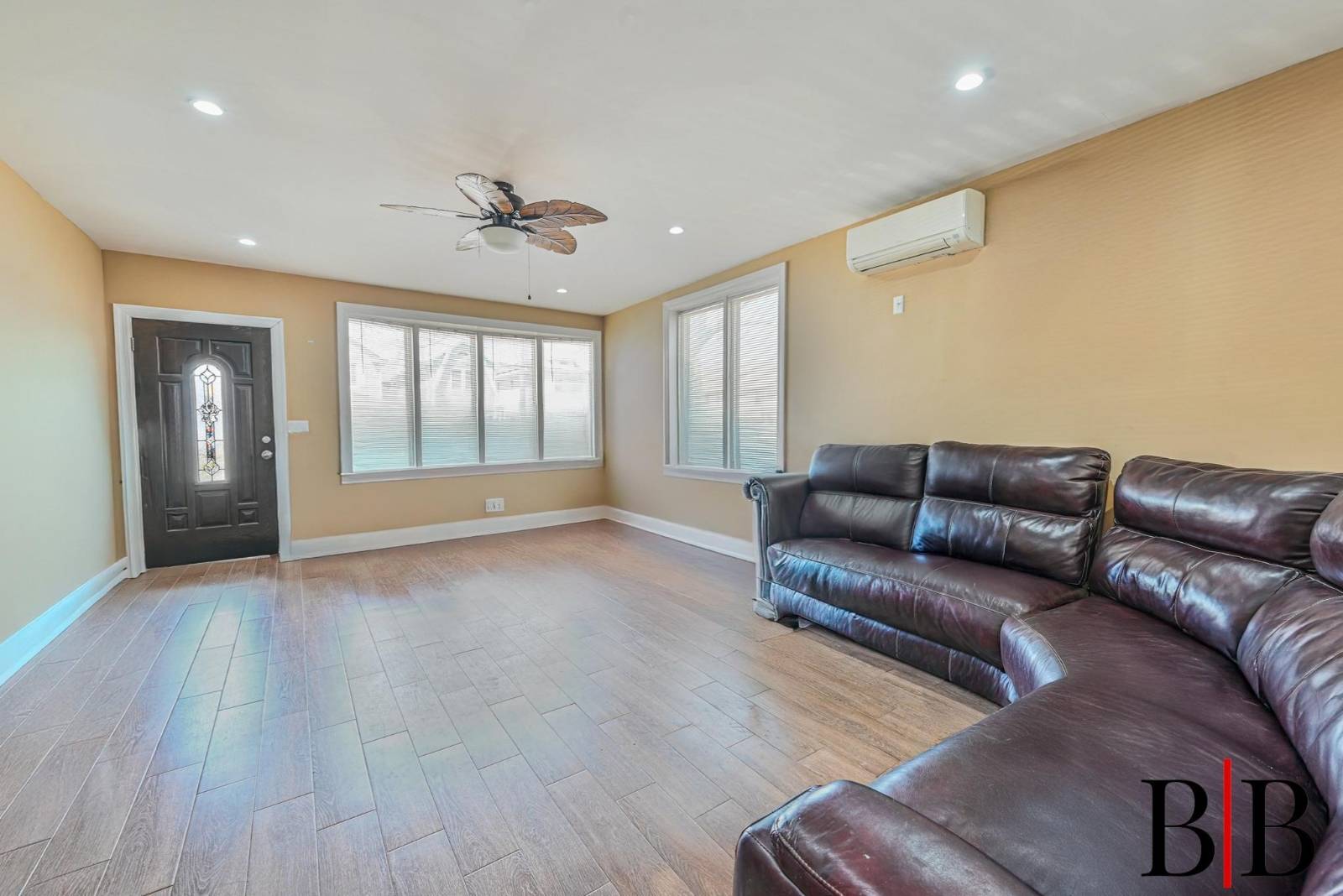 #6 photo, 3816 Avenue R, ブルックリン区 Marine Park , NY 11234