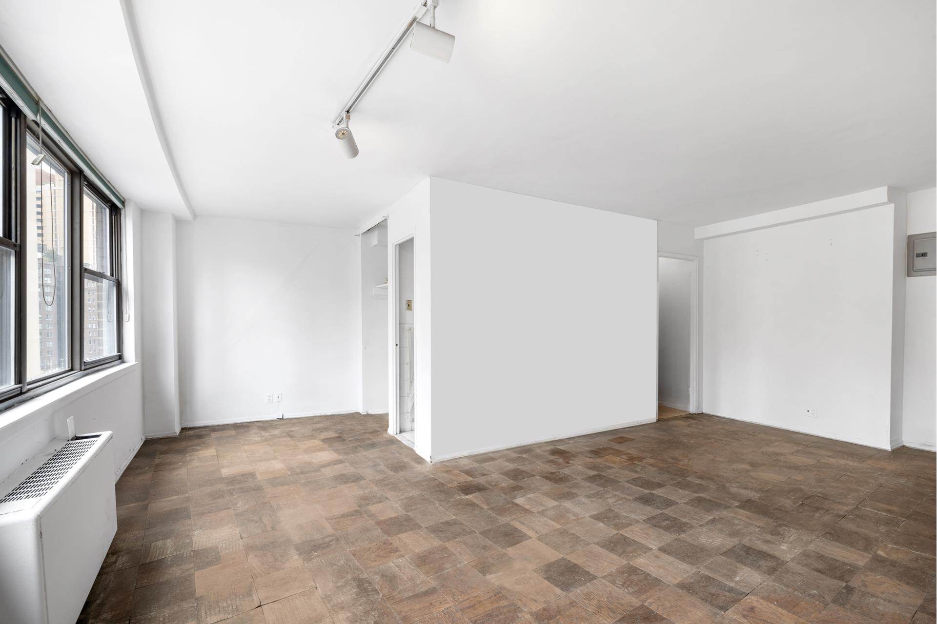 #4 photo, 225 E 36TH Street, マンハッタン Murray Hill , NY 10016