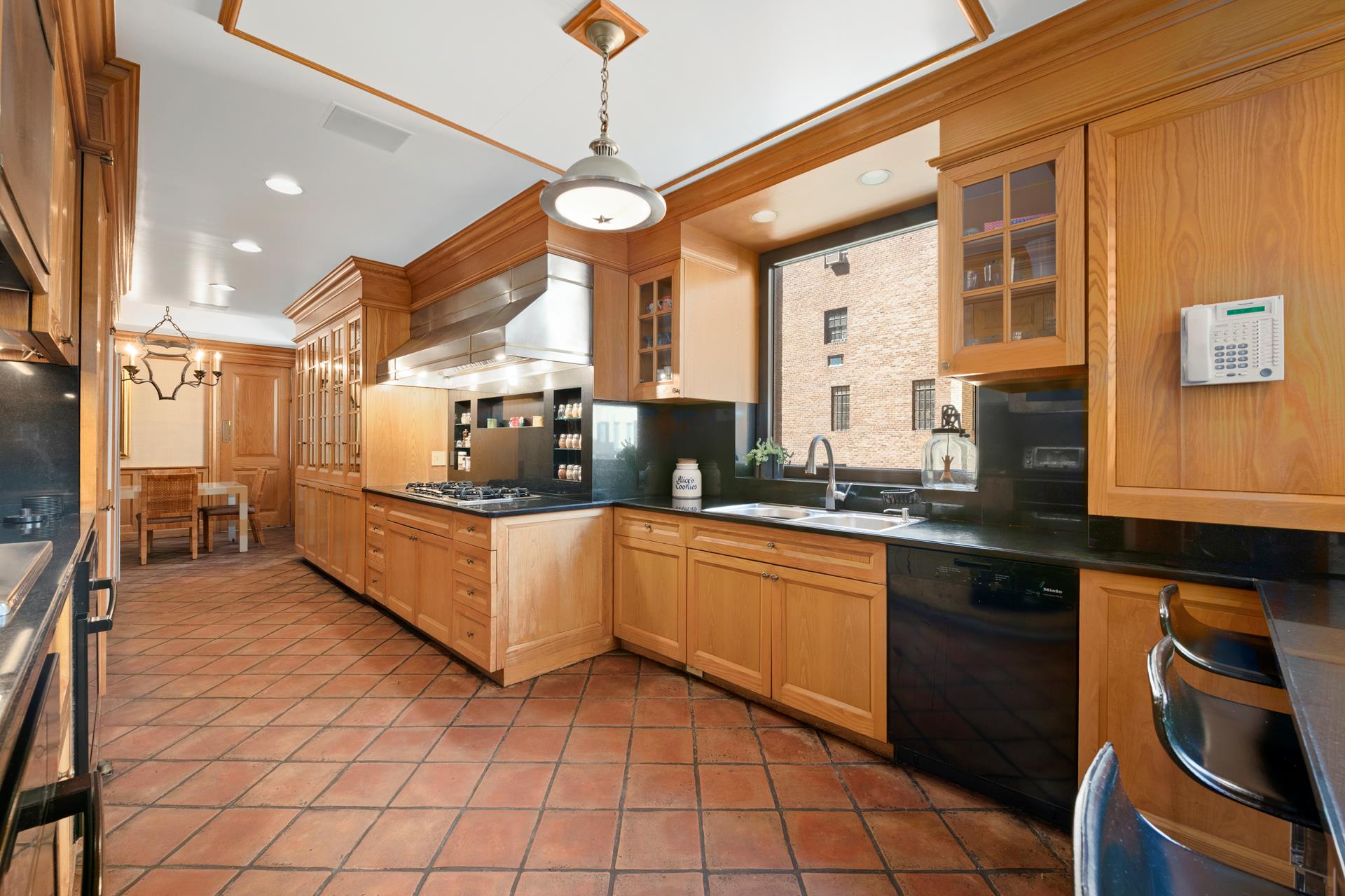 #9 photo, 860 PARK Avenue, マンハッタン Lenox Hill , NY 10075