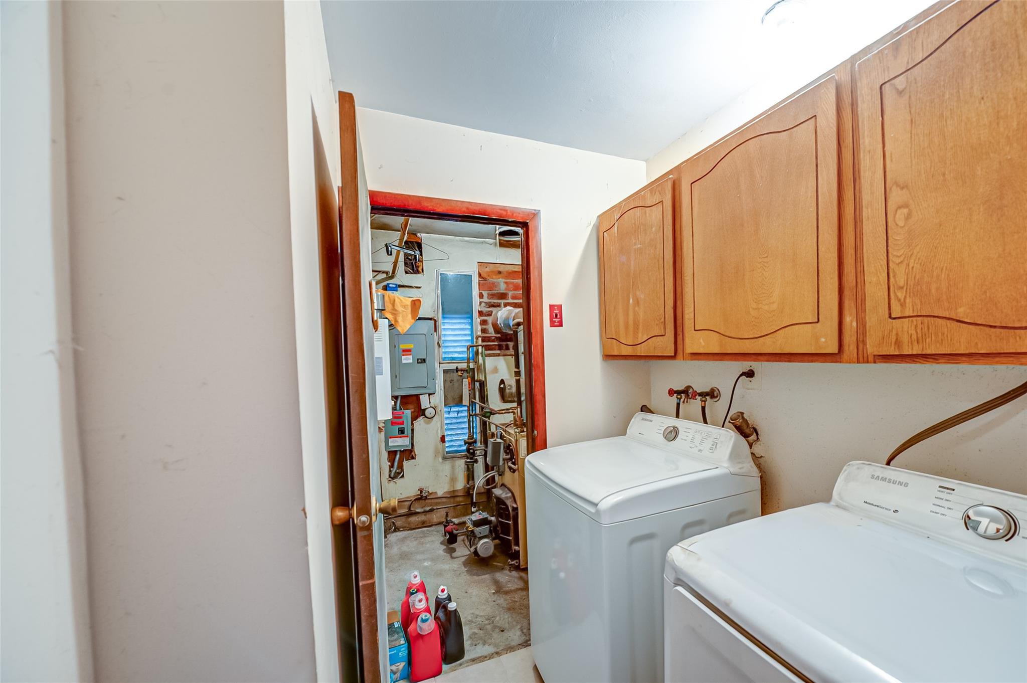 #11 photo, 34 Hemlock Drive, Mastic Beach , NY 11951