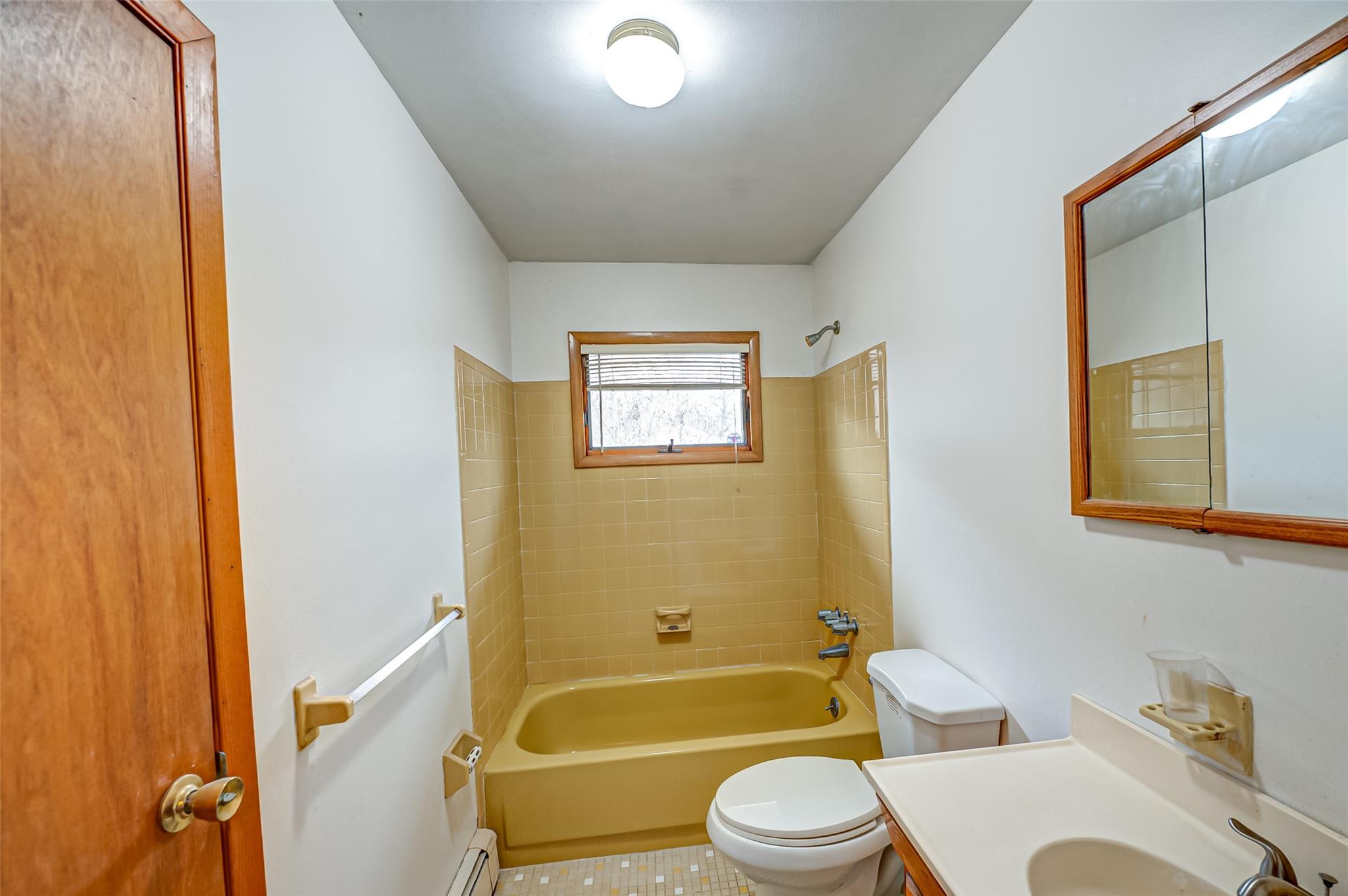 #14 photo, 34 Hemlock Drive, Mastic Beach , NY 11951