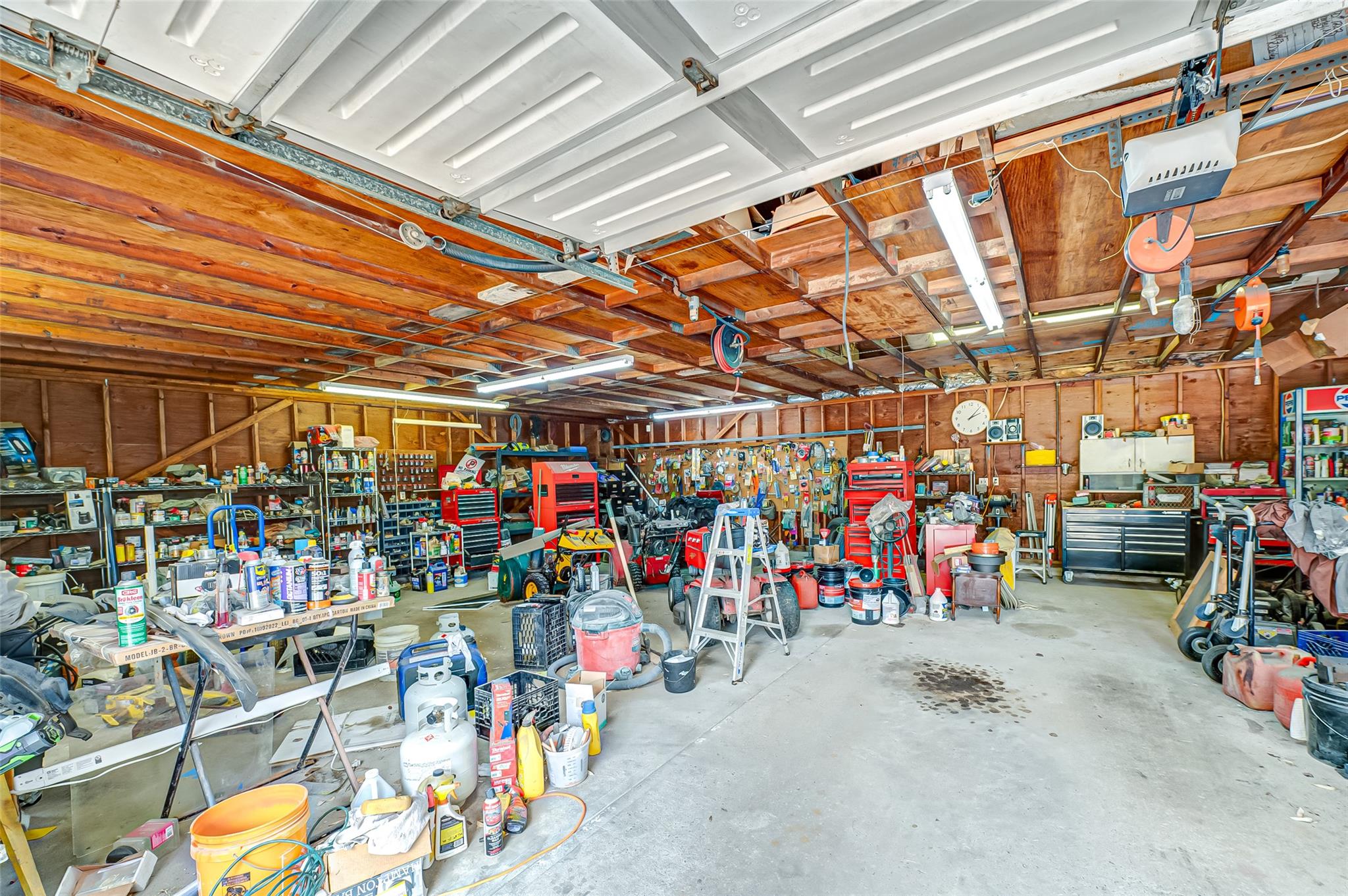 #15 photo, 34 Hemlock Drive, Mastic Beach , NY 11951