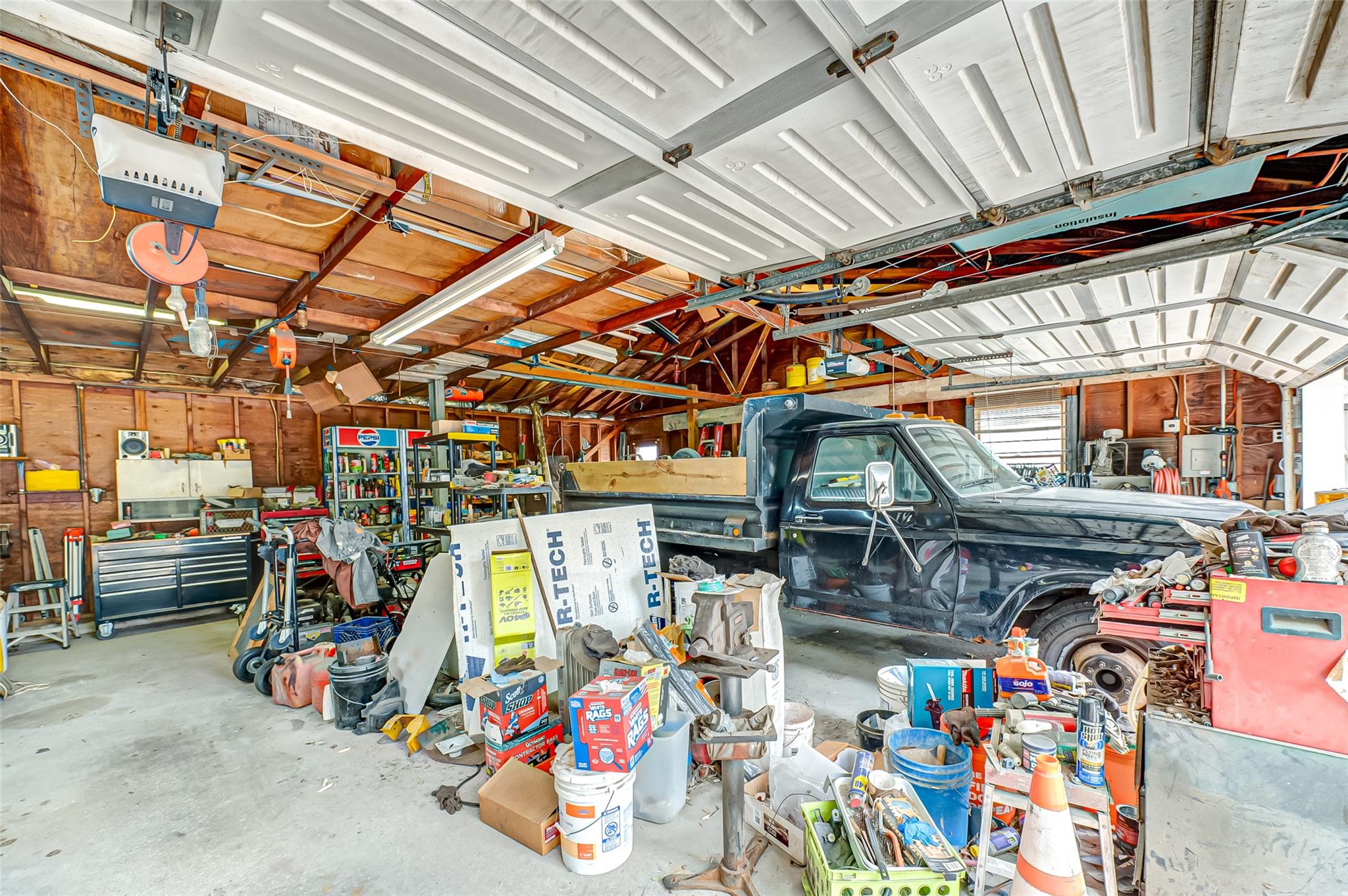 #16 photo, 34 Hemlock Drive, Mastic Beach , NY 11951