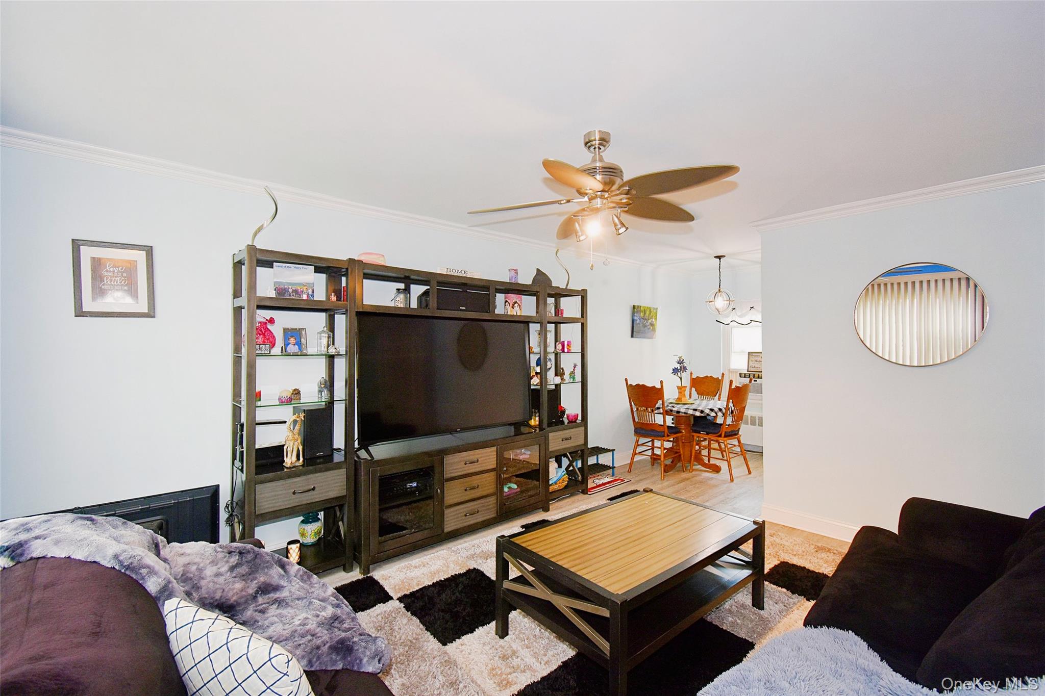 #4 photo, 737 Tuckahoe Road, Yonkers , NY 10710