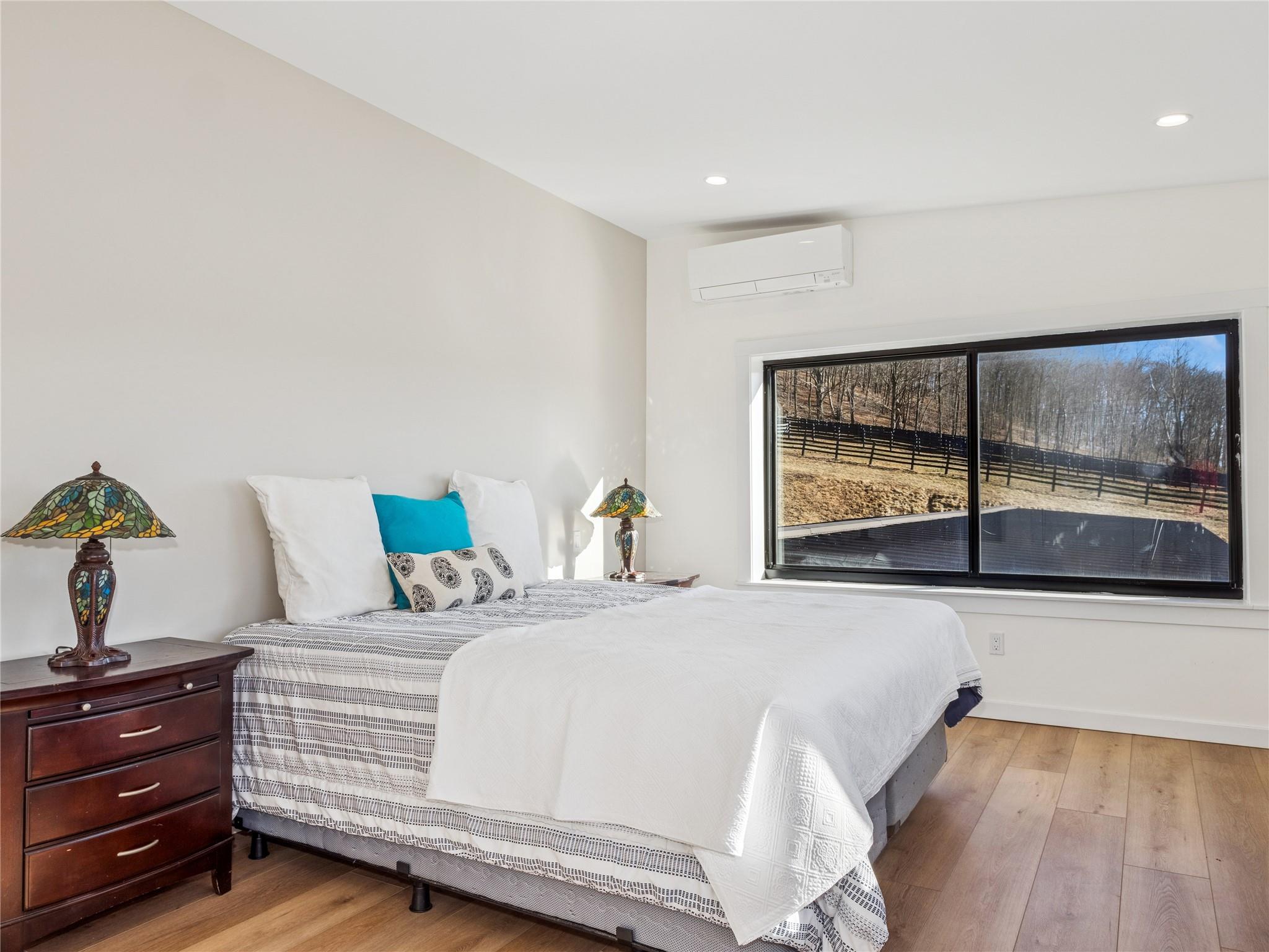 #13 photo, 2680 Route 9, Cold Spring , NY 10516