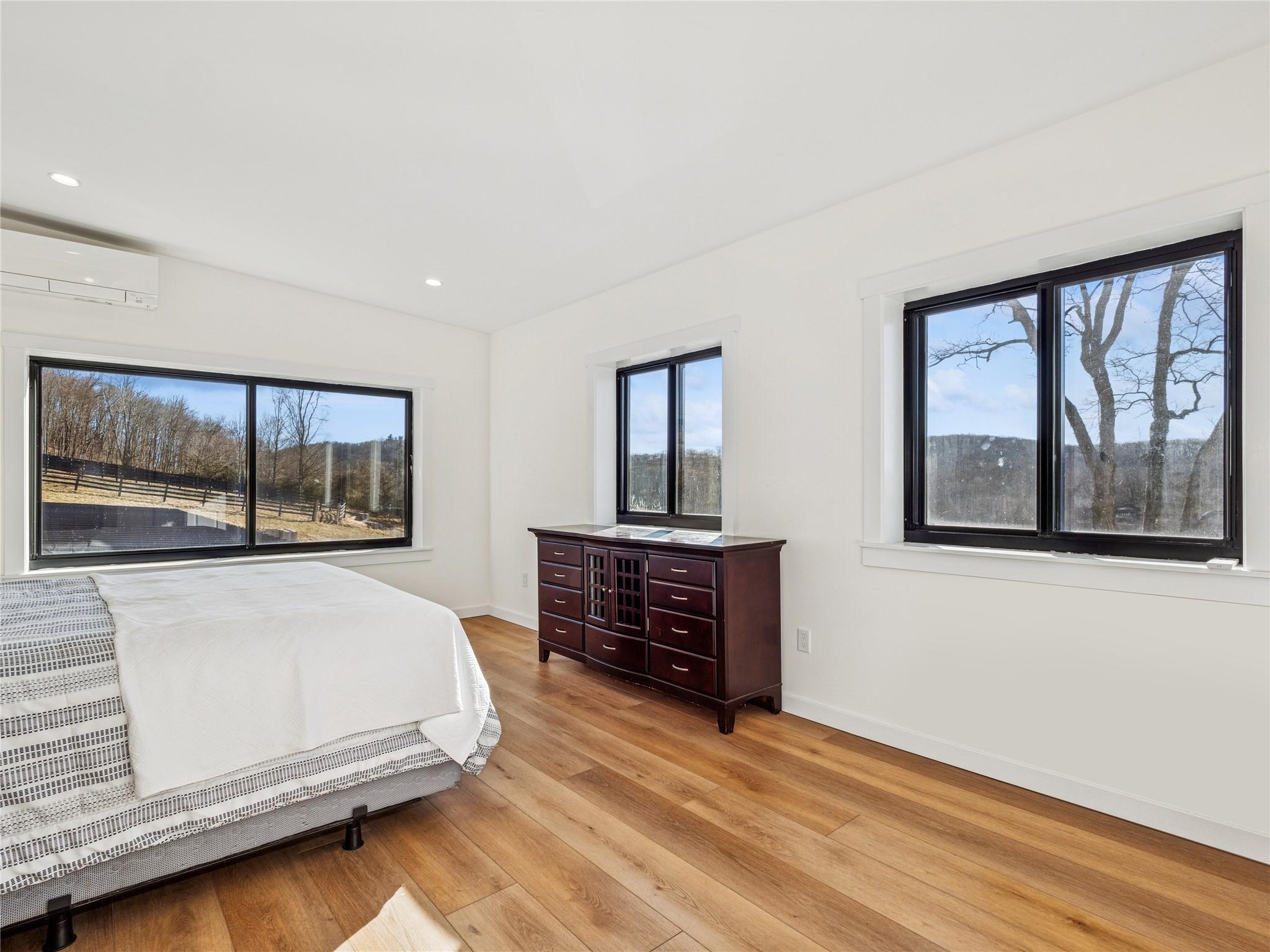 #14 photo, 2680 Route 9, Cold Spring , NY 10516