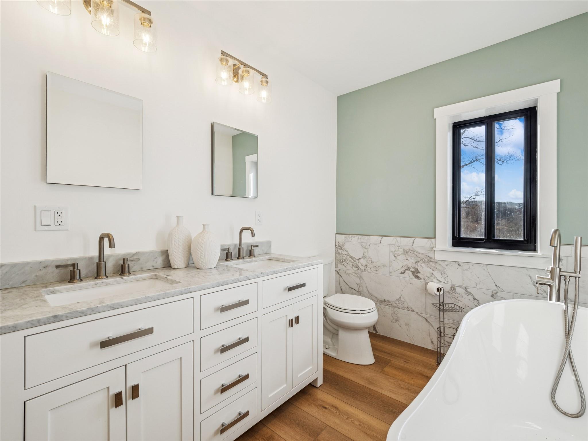 #15 photo, 2680 Route 9, Cold Spring , NY 10516