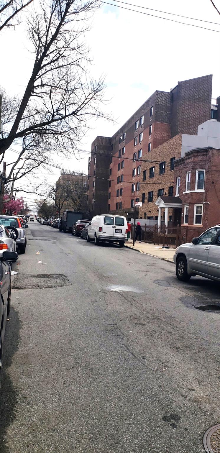 #6 photo, 748 E 223rd Street, ブロンクス区 Bronx , NY 10466