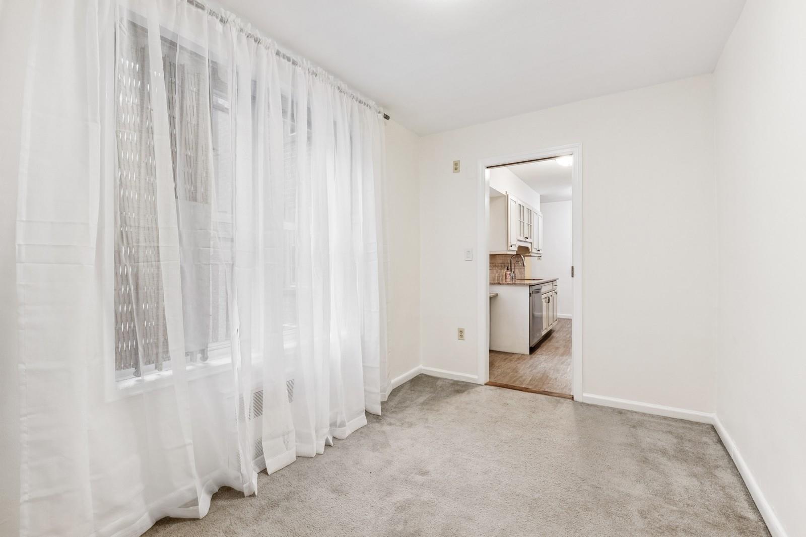 #18 photo, 110-15 71st Road, クイーンズ区 Forest Hills , NY 11375