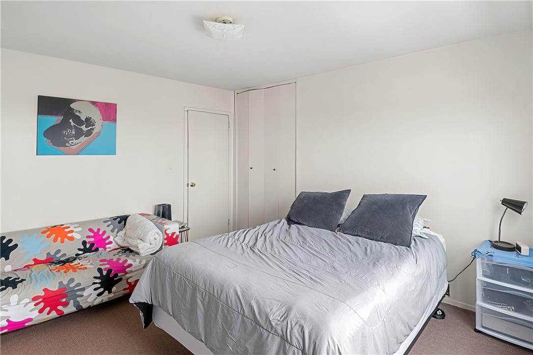 #11 photo, 2550 Olinville Avenue, ブロンクス区 Bronx , NY 10467