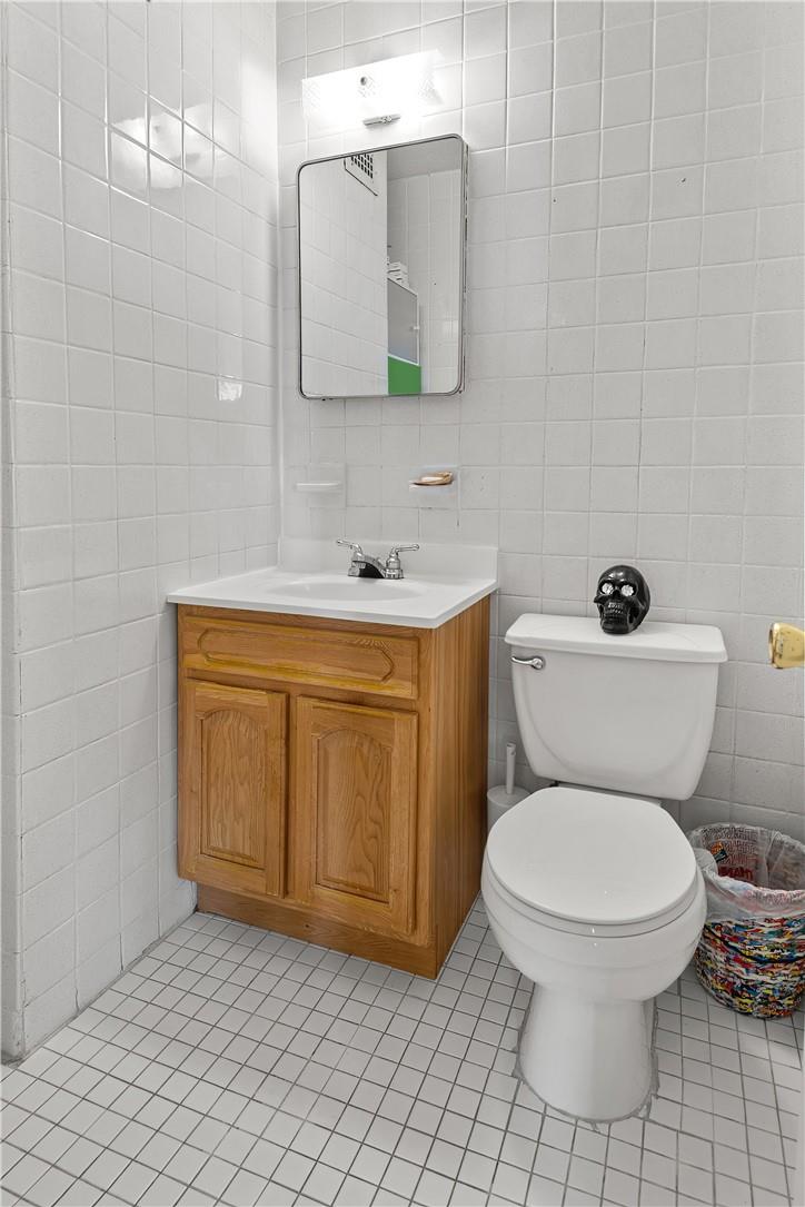 #16 photo, 2550 Olinville Avenue, ブロンクス区 Bronx , NY 10467