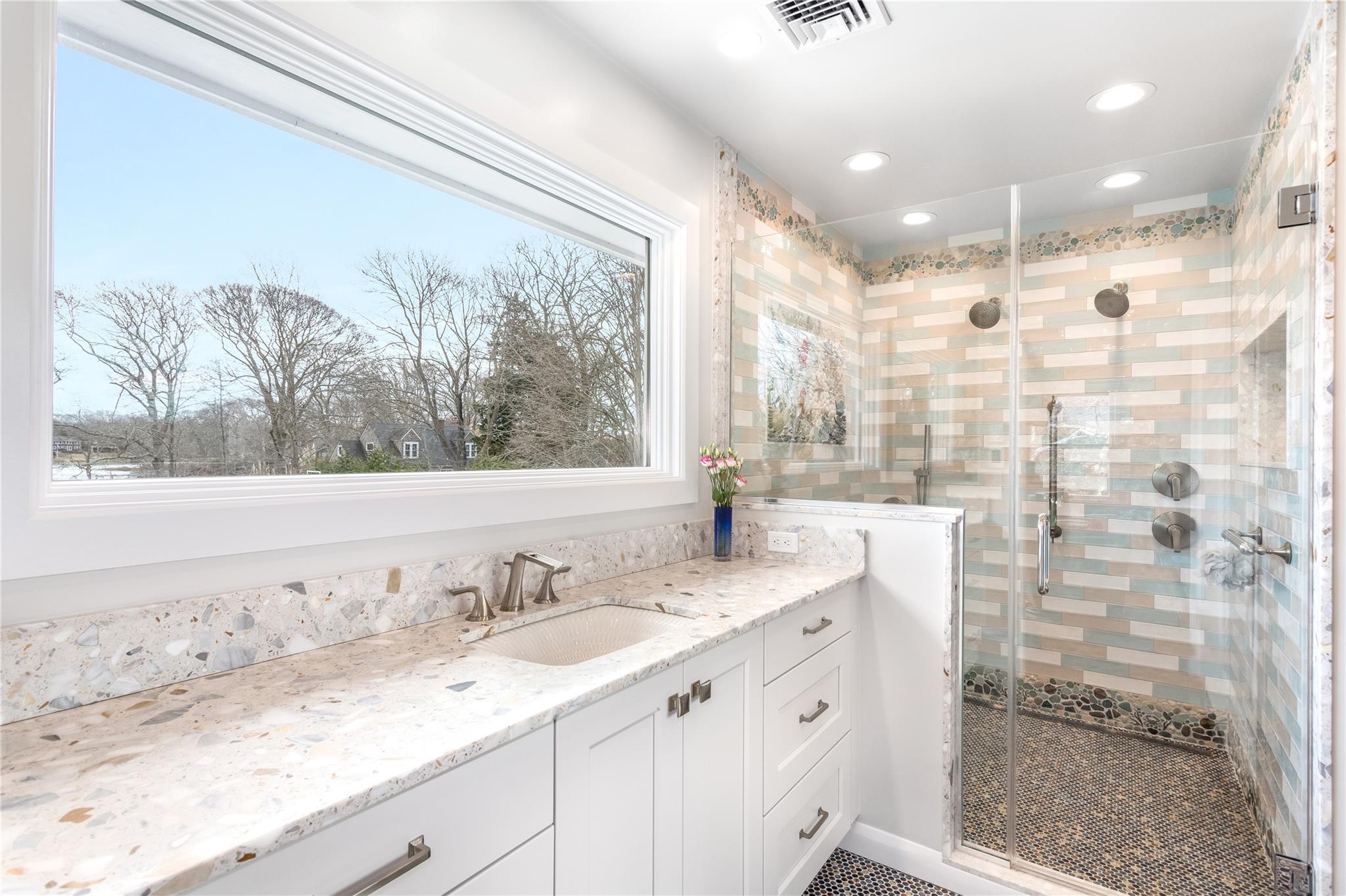 #17 photo, 15A / 15 & 13 S Menantic Road, サフォーク郡 Shelter Island , NY 11964