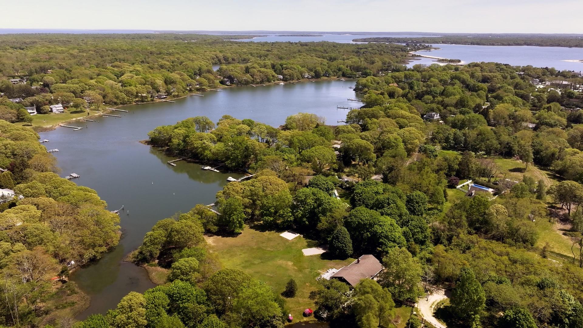 #2 photo, 15A / 15 & 13 S Menantic Road, サフォーク郡 Shelter Island , NY 11964