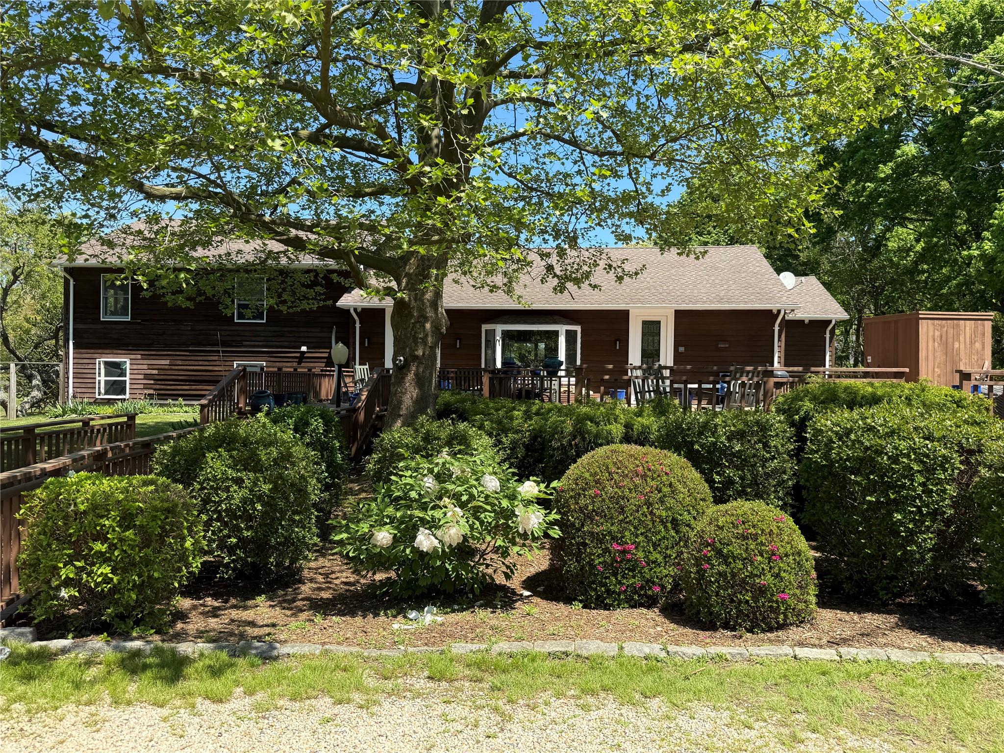 #3 photo, 15A / 15 & 13 S Menantic Road, サフォーク郡 Shelter Island , NY 11964