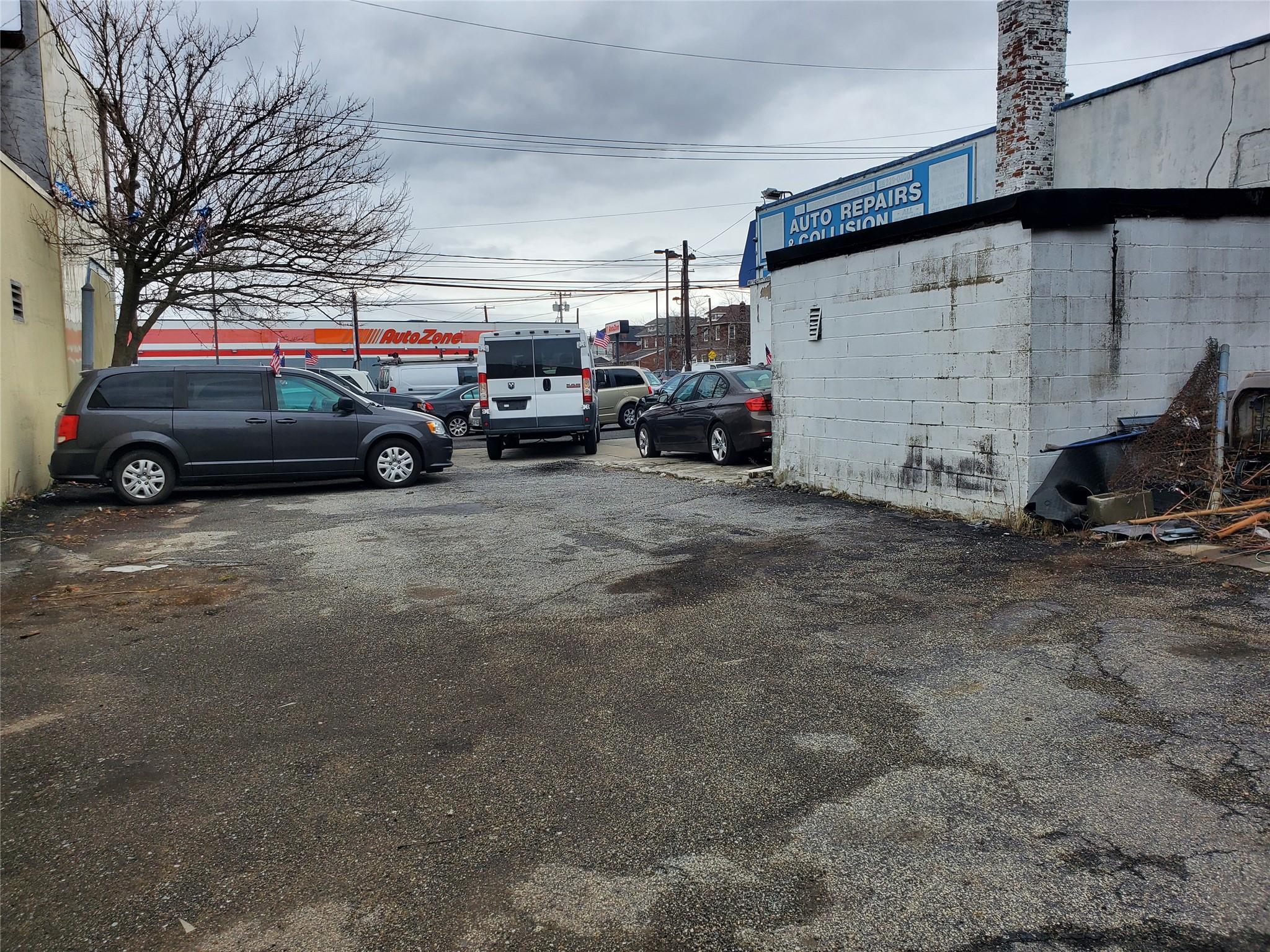 #12 photo, 708 Burnside Avenue, ナッソー郡 Inwood , NY 11096