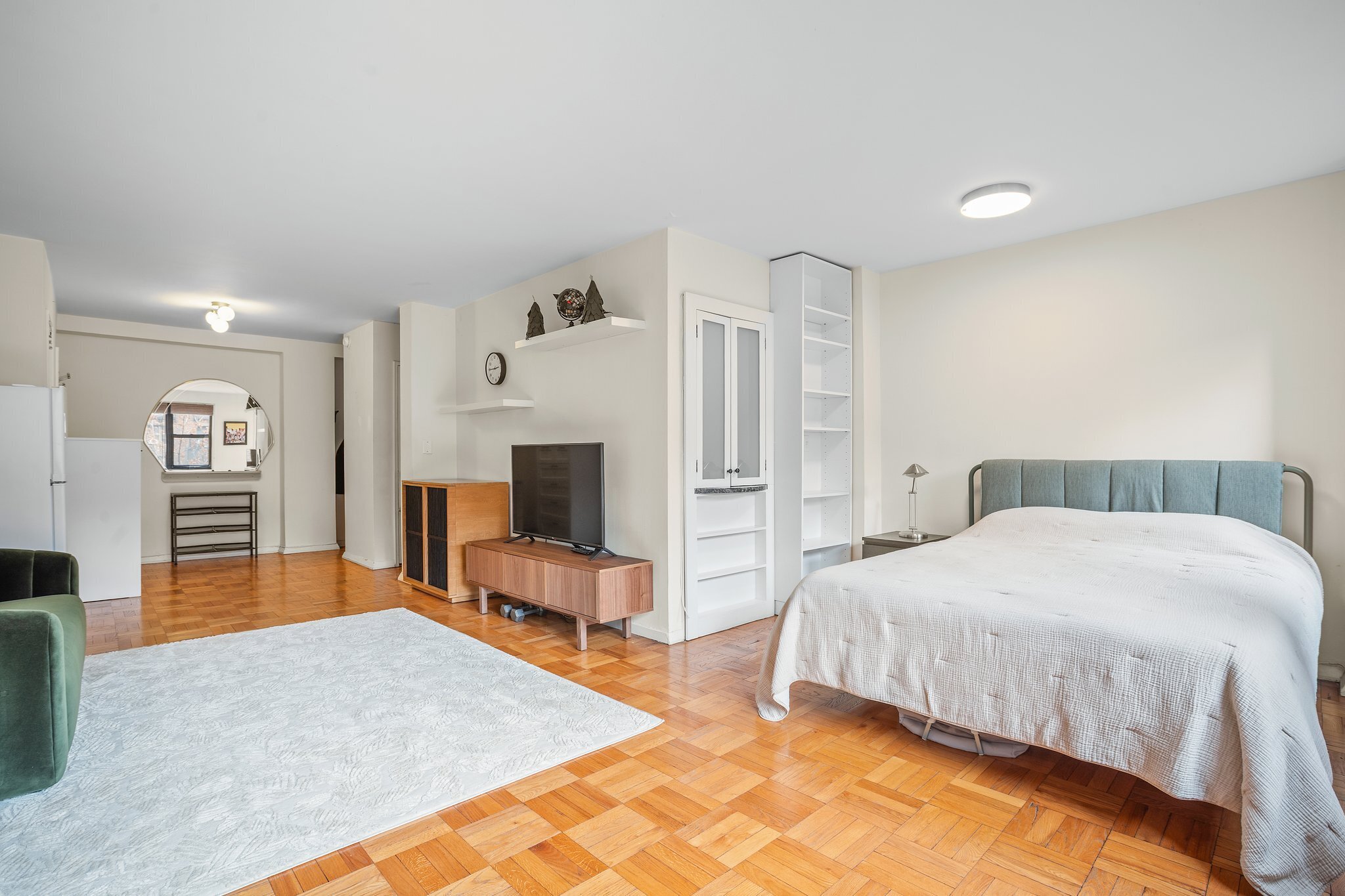 #6 photo, 345 E 52nd Street, マンハッタン Turtle Bay , NY 10022