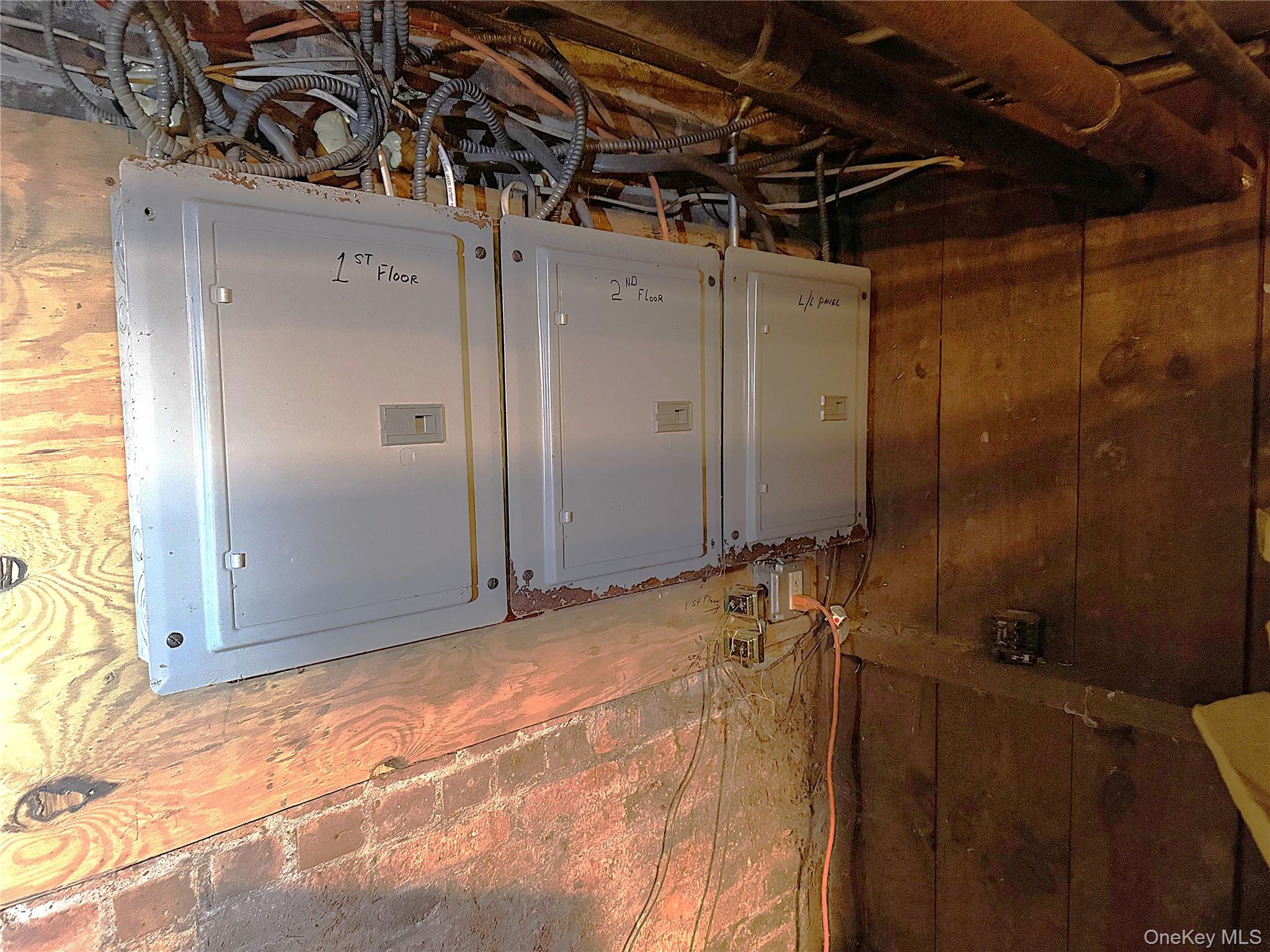 #5 photo, 9 Liberty Street, Newburgh , NY 12550