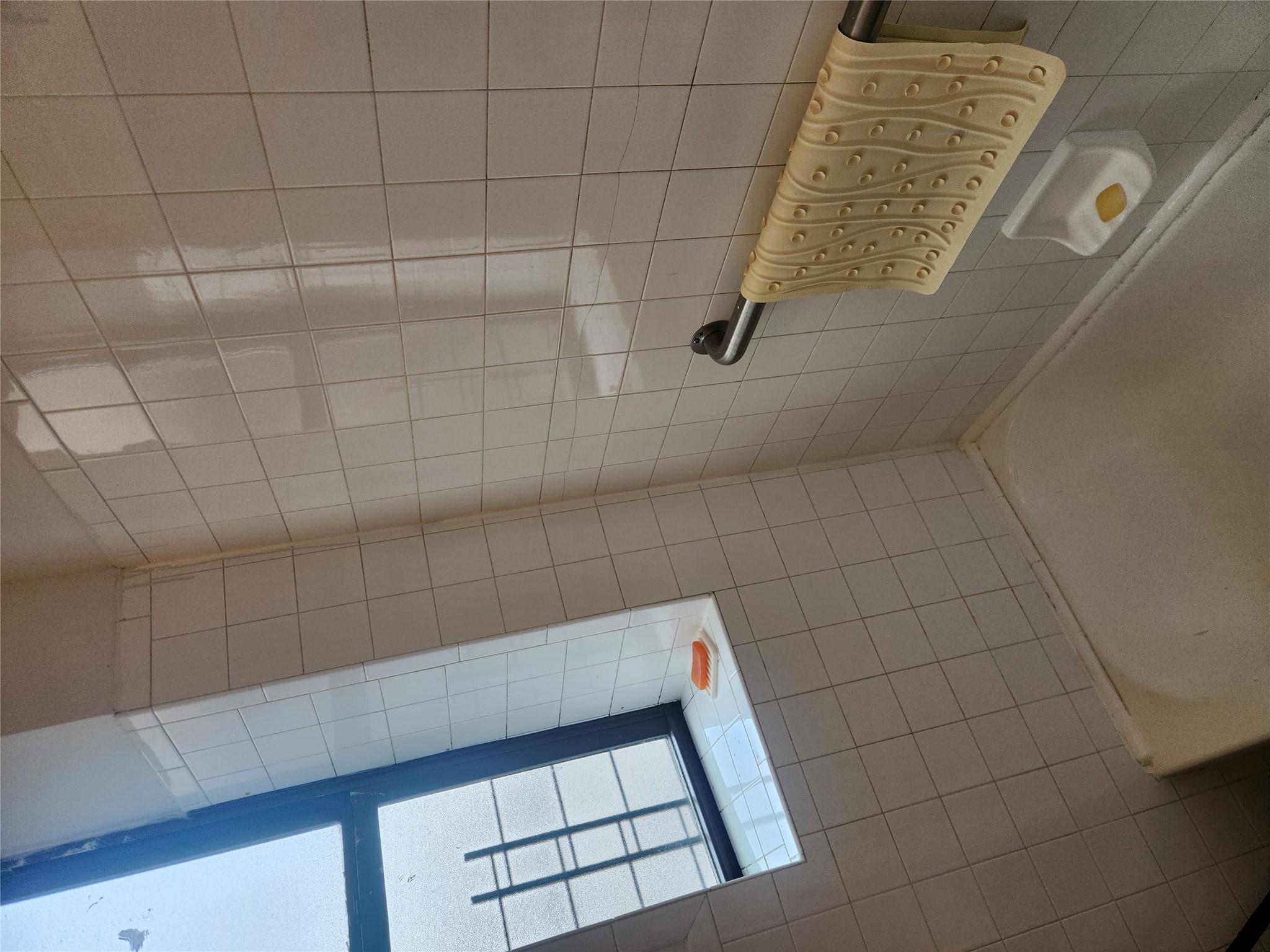 #10 photo, 941 Jerome Avenue, Bronx , NY 10452