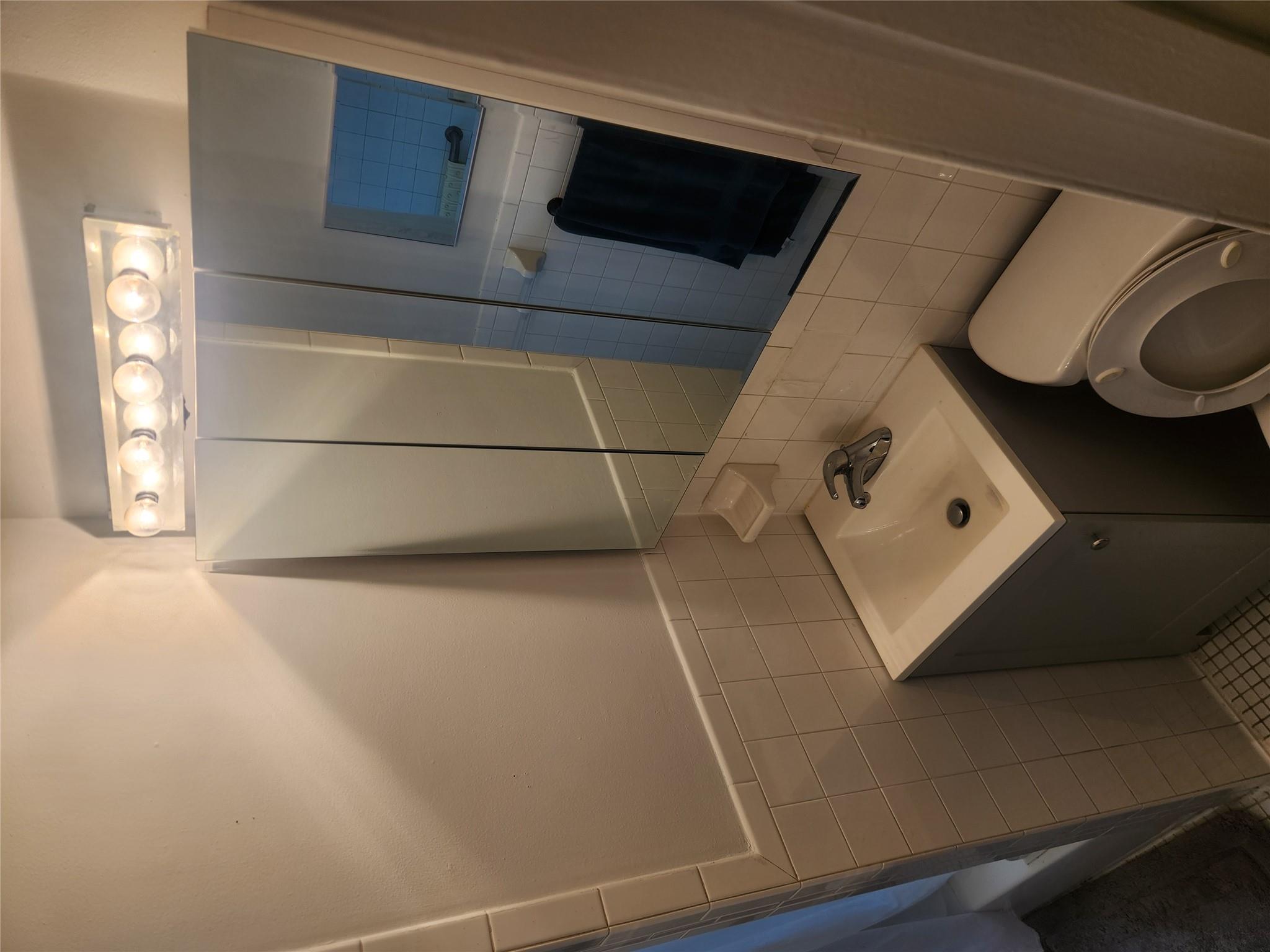 #9 photo, 941 Jerome Avenue, Bronx , NY 10452