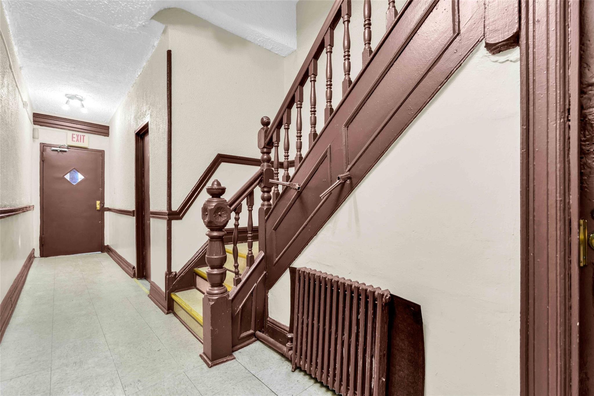 #8 photo, 2146 Cortelyou Road, ブルックリン区 Brooklyn , NY 11226